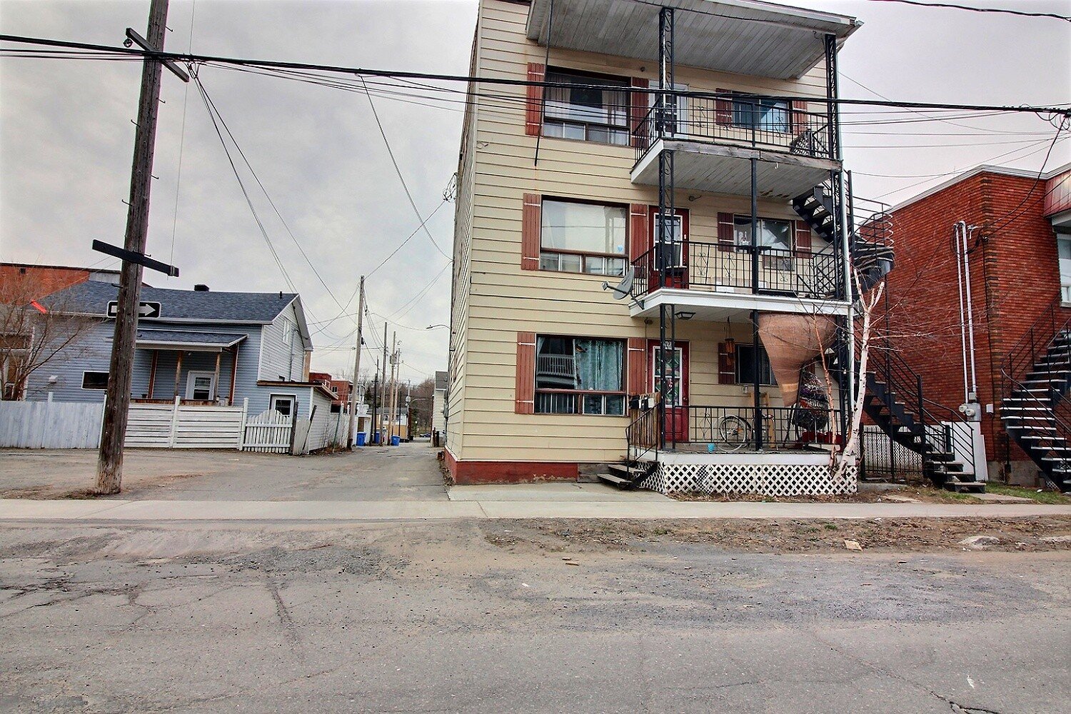 MLS: 26175692
