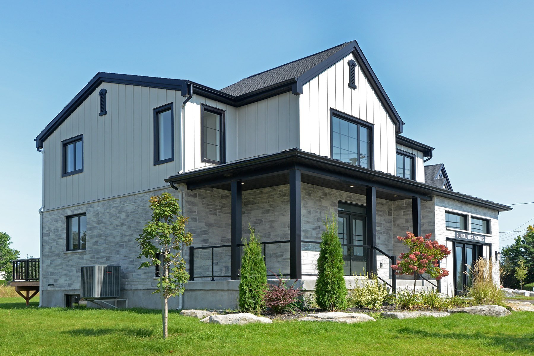MLS: 23646011