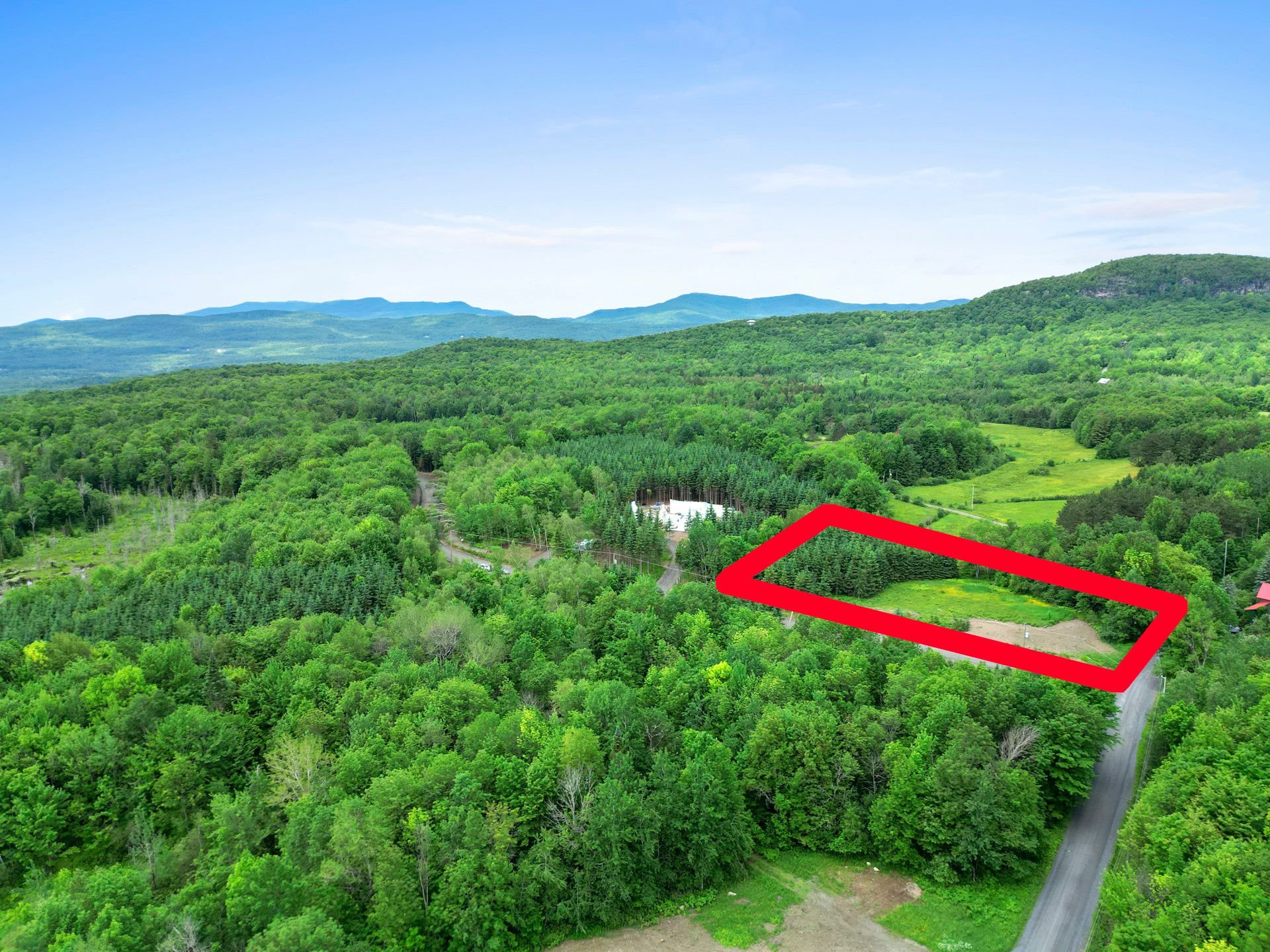 MLS: 15952250