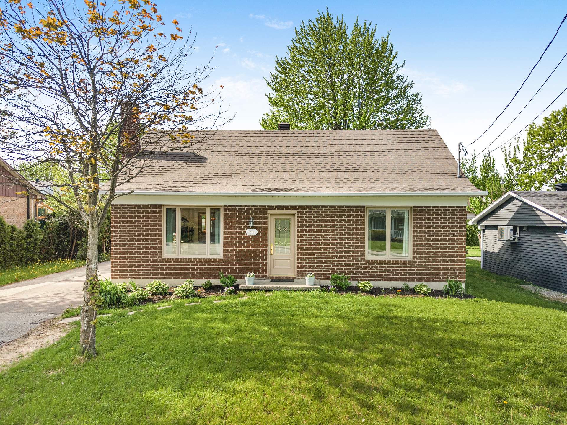 MLS: 19925338