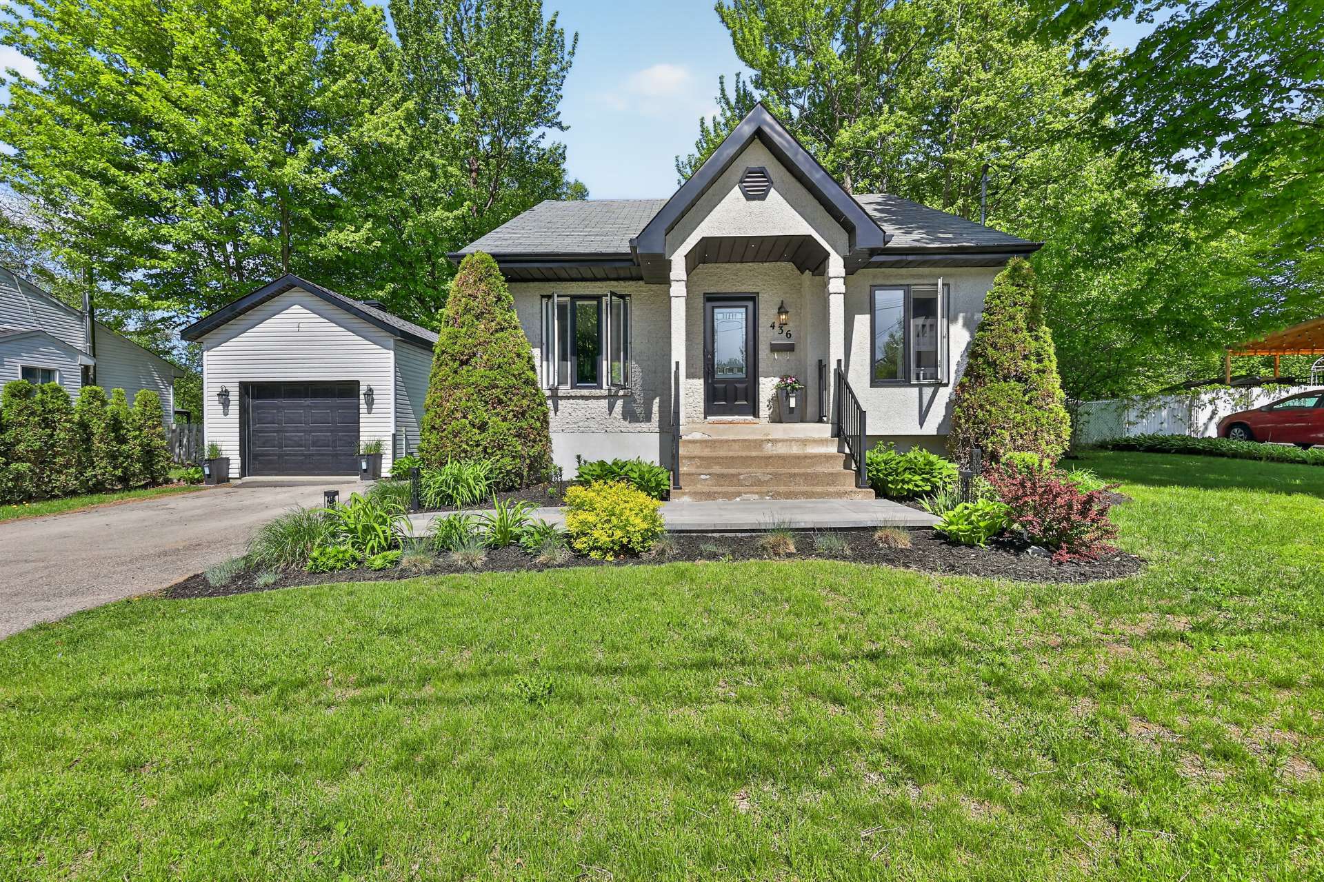 MLS: 15793151