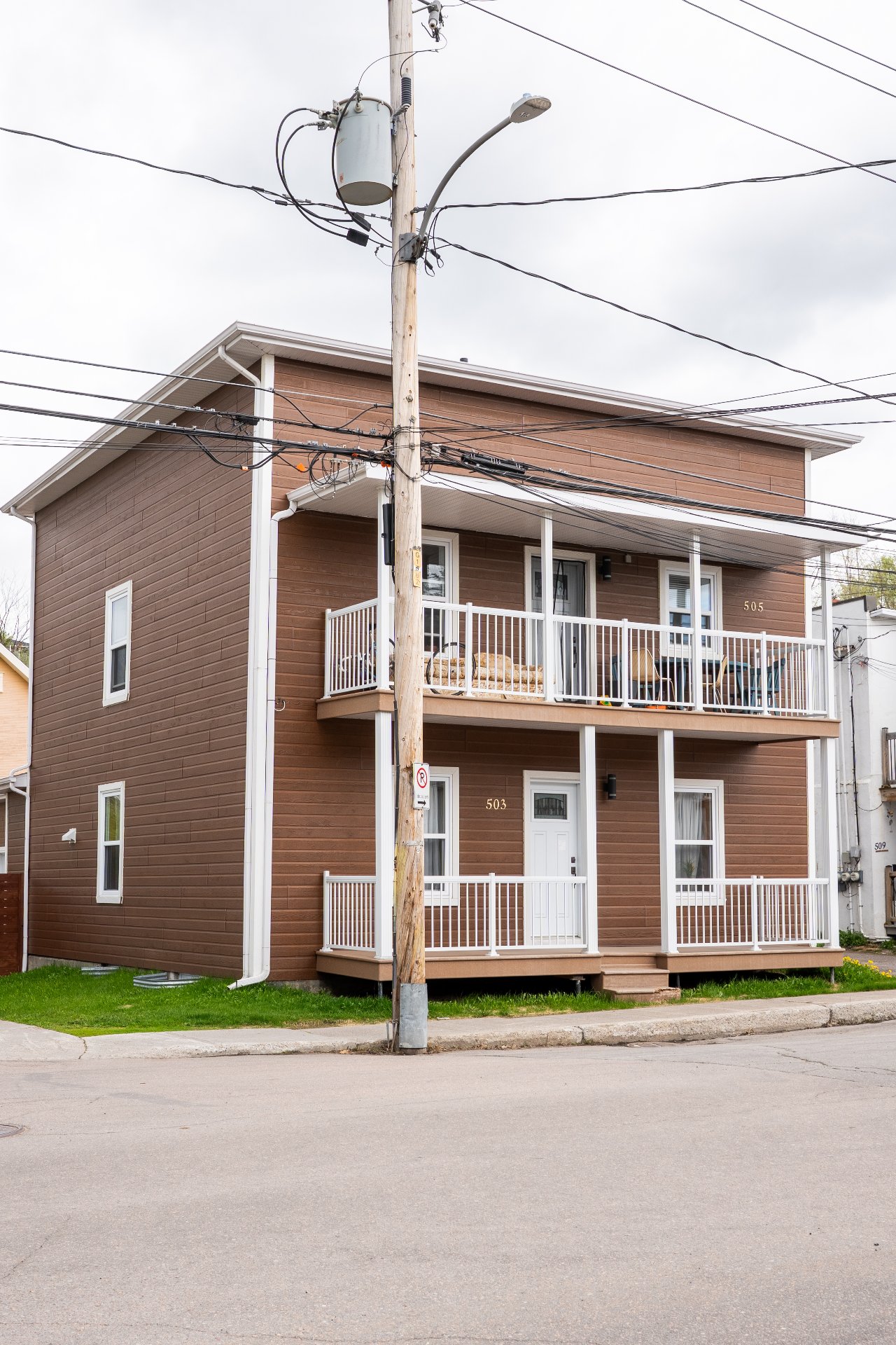 MLS: 22965464