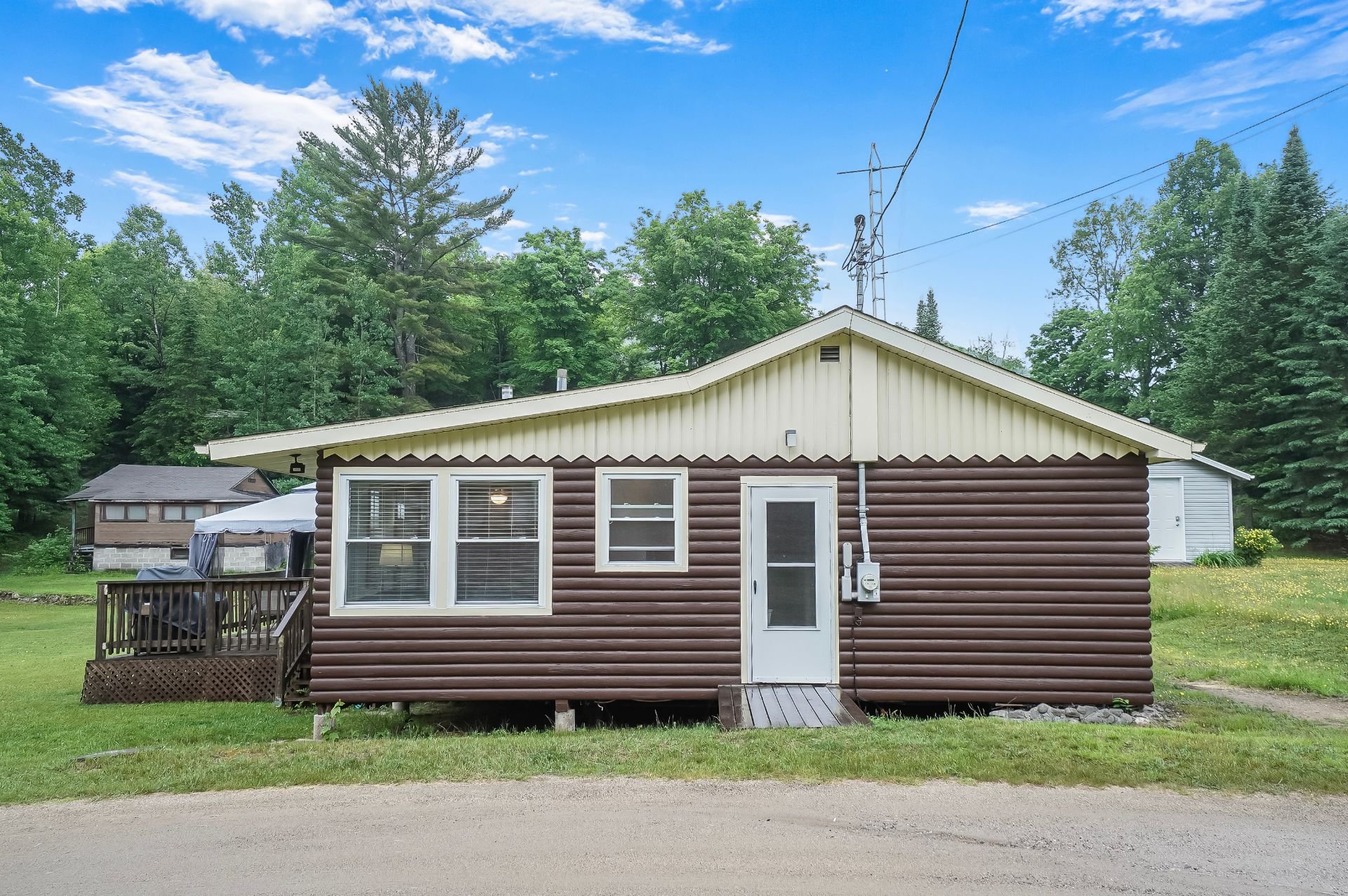 MLS: 13528092