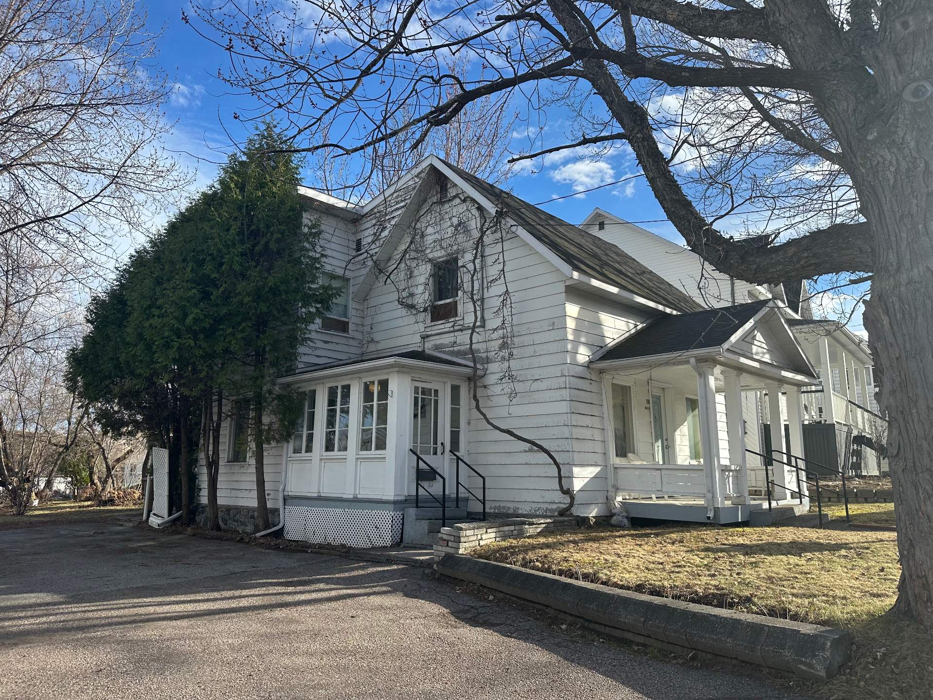 MLS: 18841807