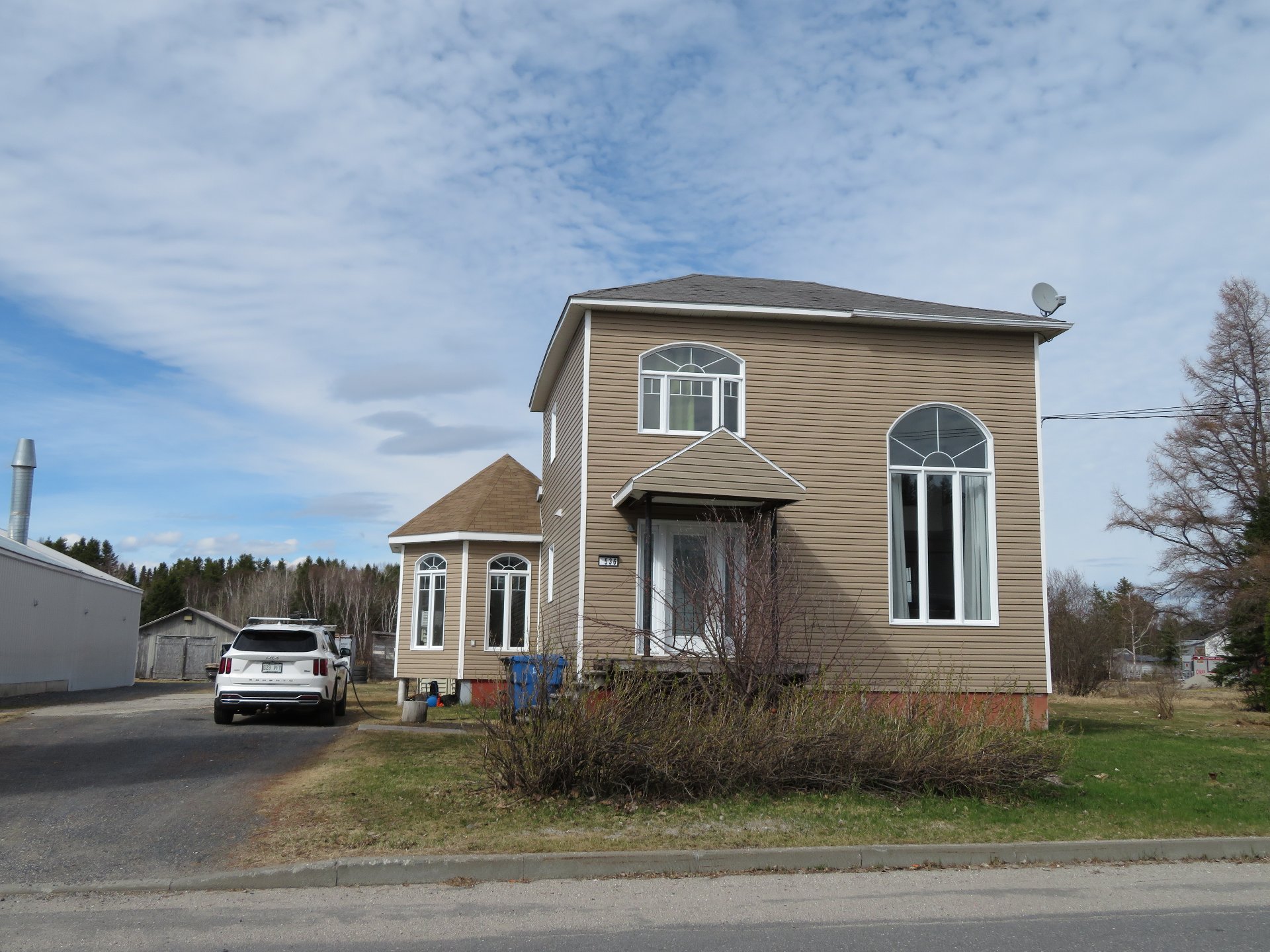 MLS: 24812589