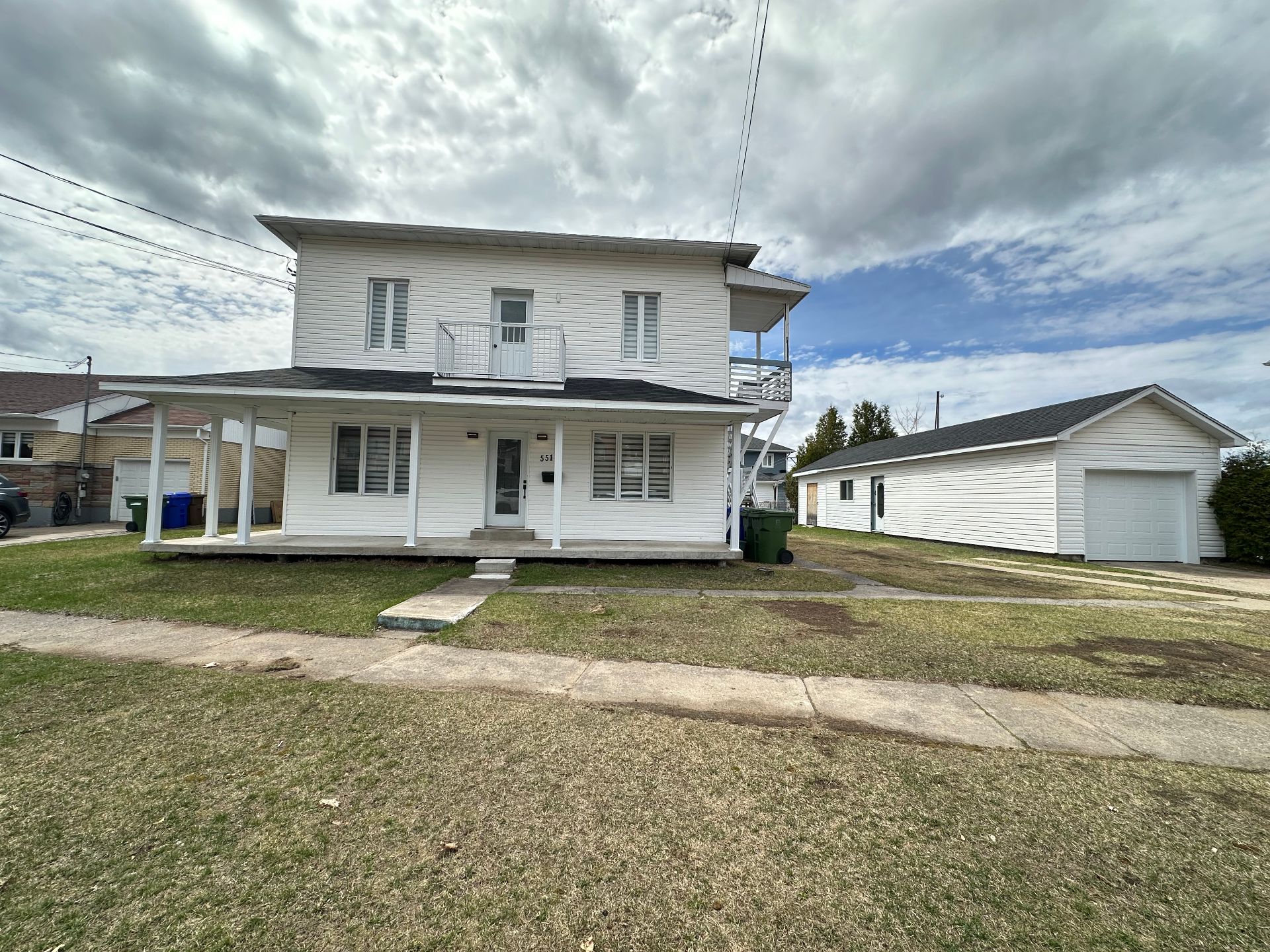 MLS: 27157605