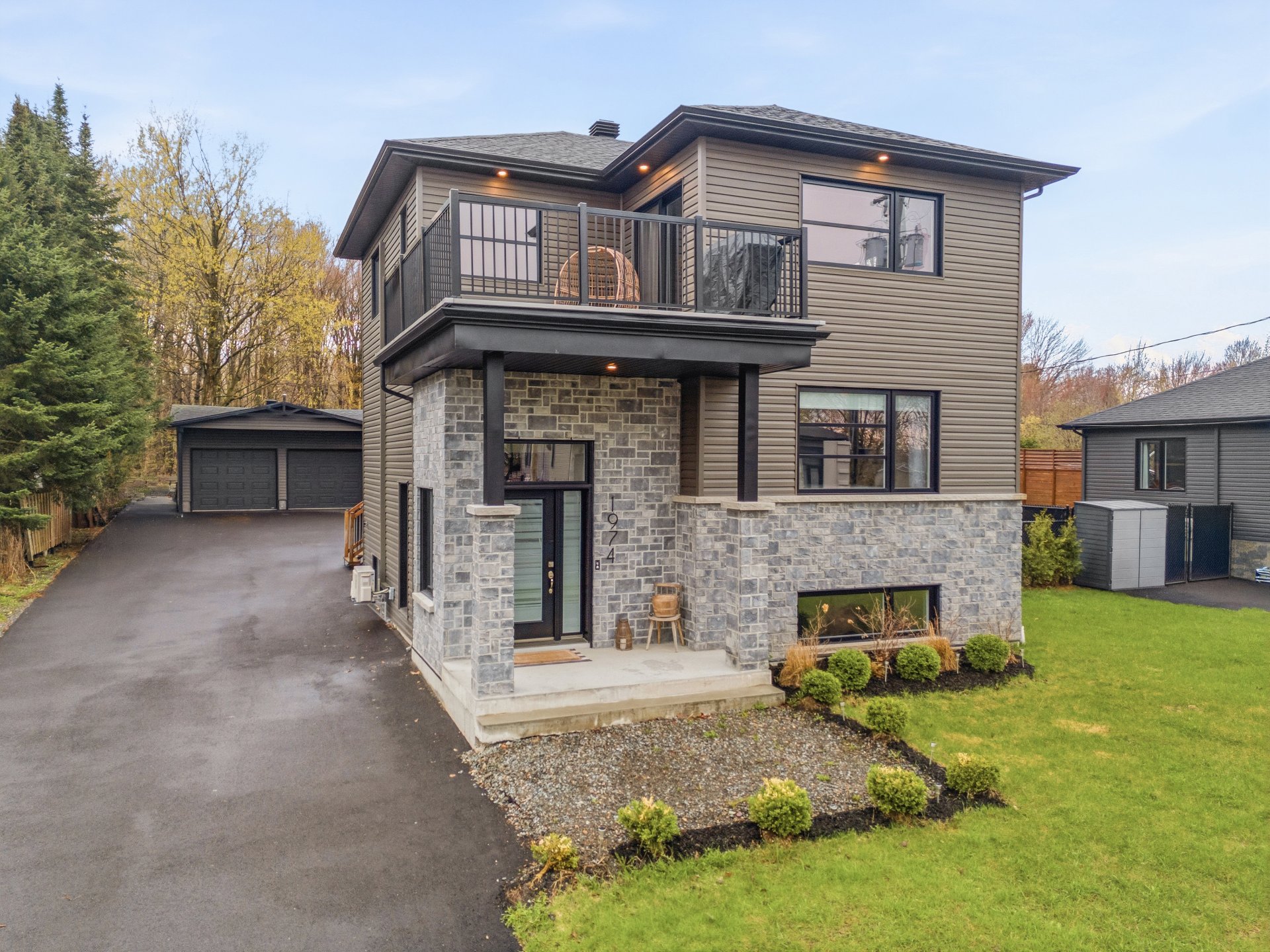MLS: 19093229