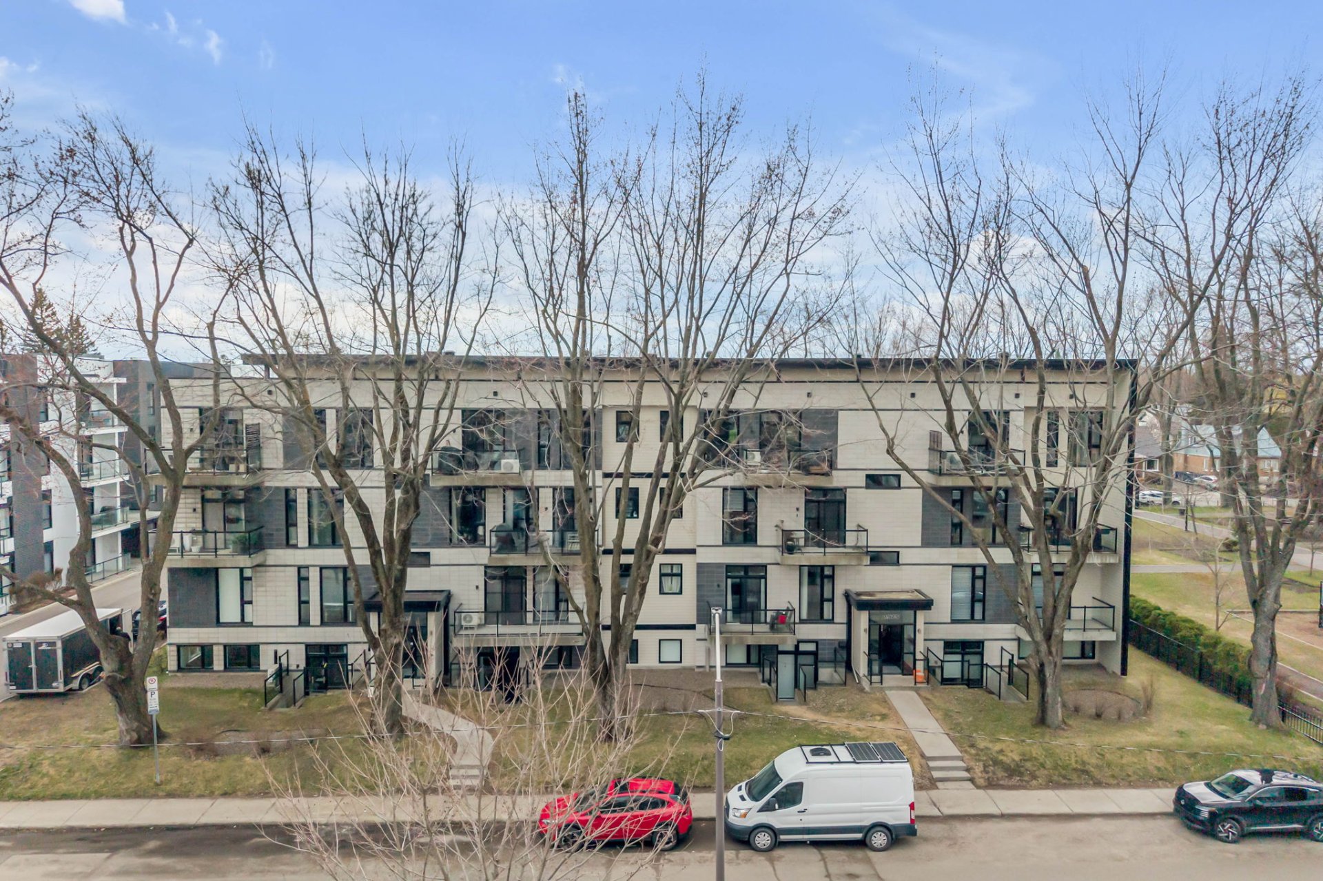 MLS: 18809367