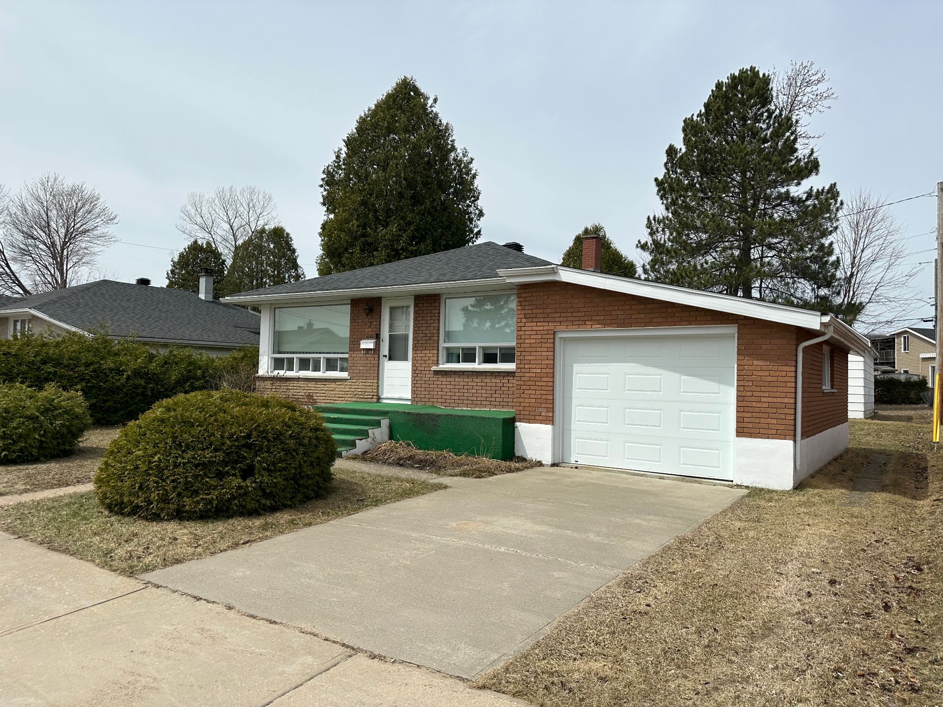 MLS: 17036625
