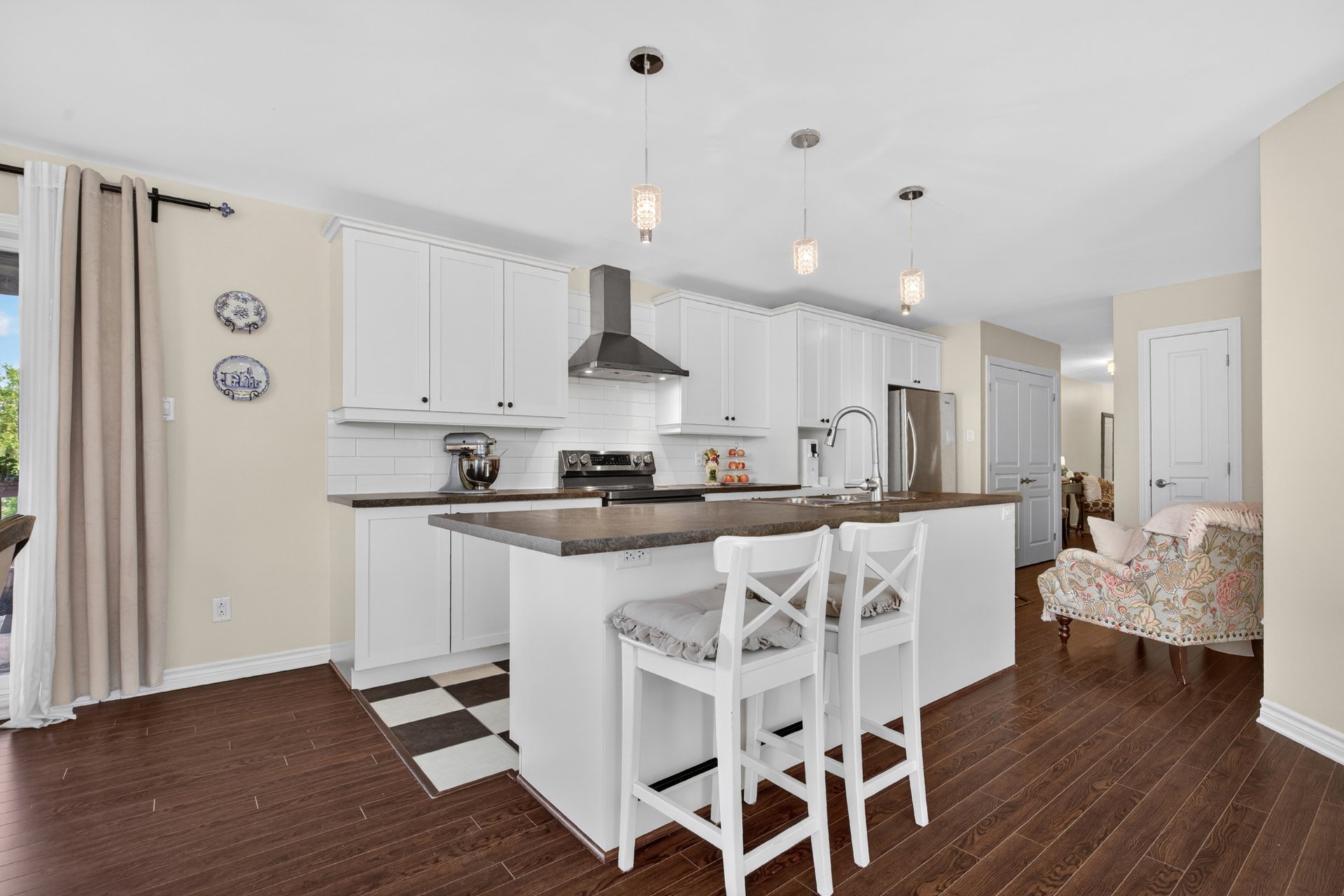 MLS: 20359437