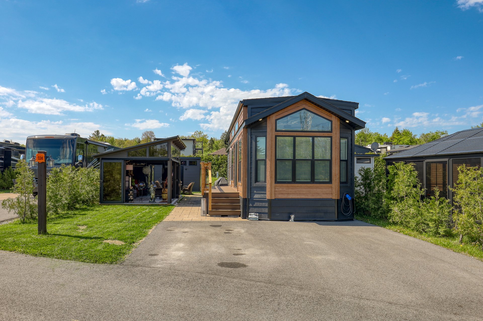 MLS: 12554132