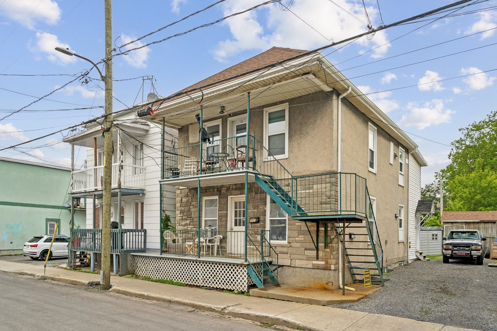 MLS: 21092630