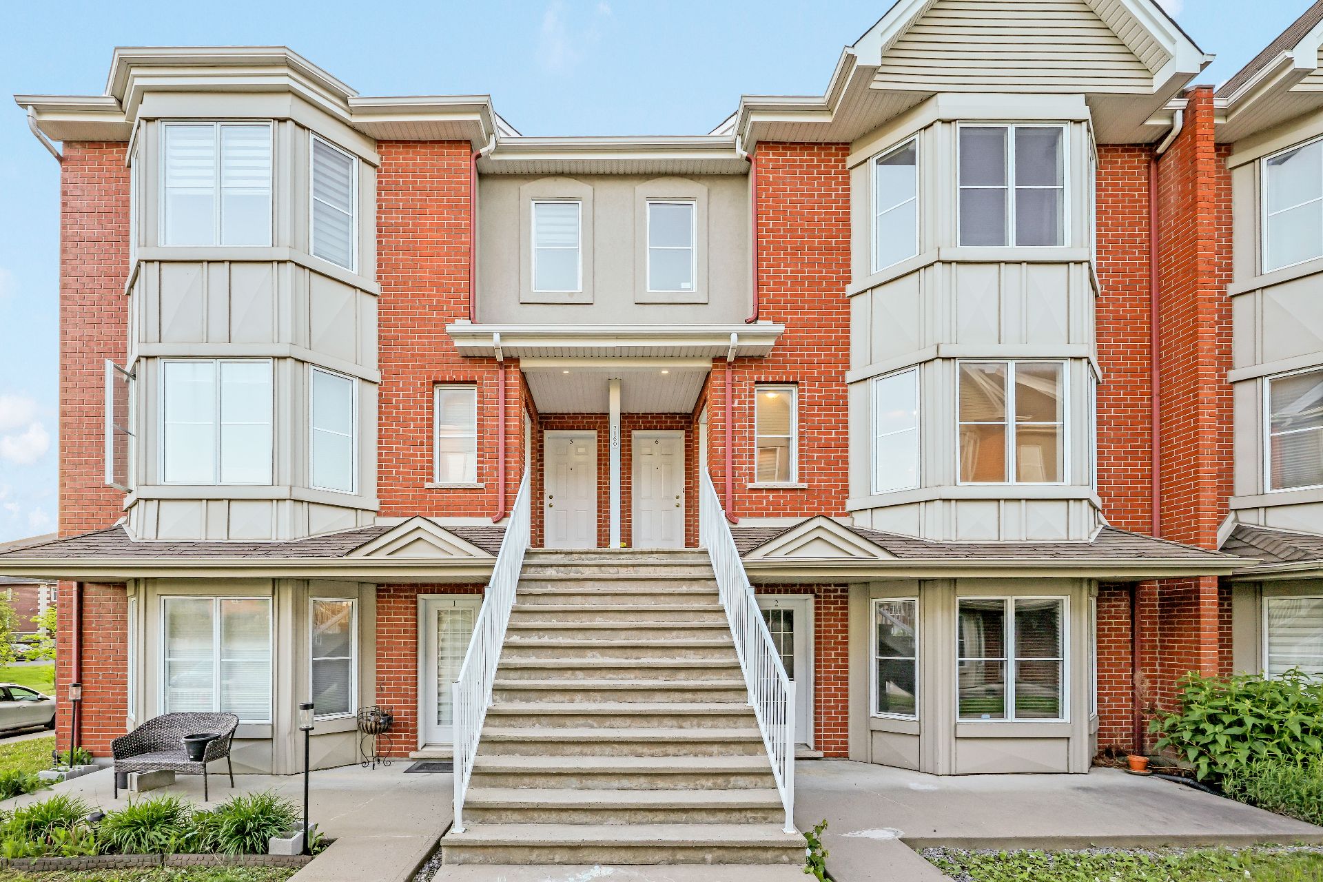 MLS: 21545441
