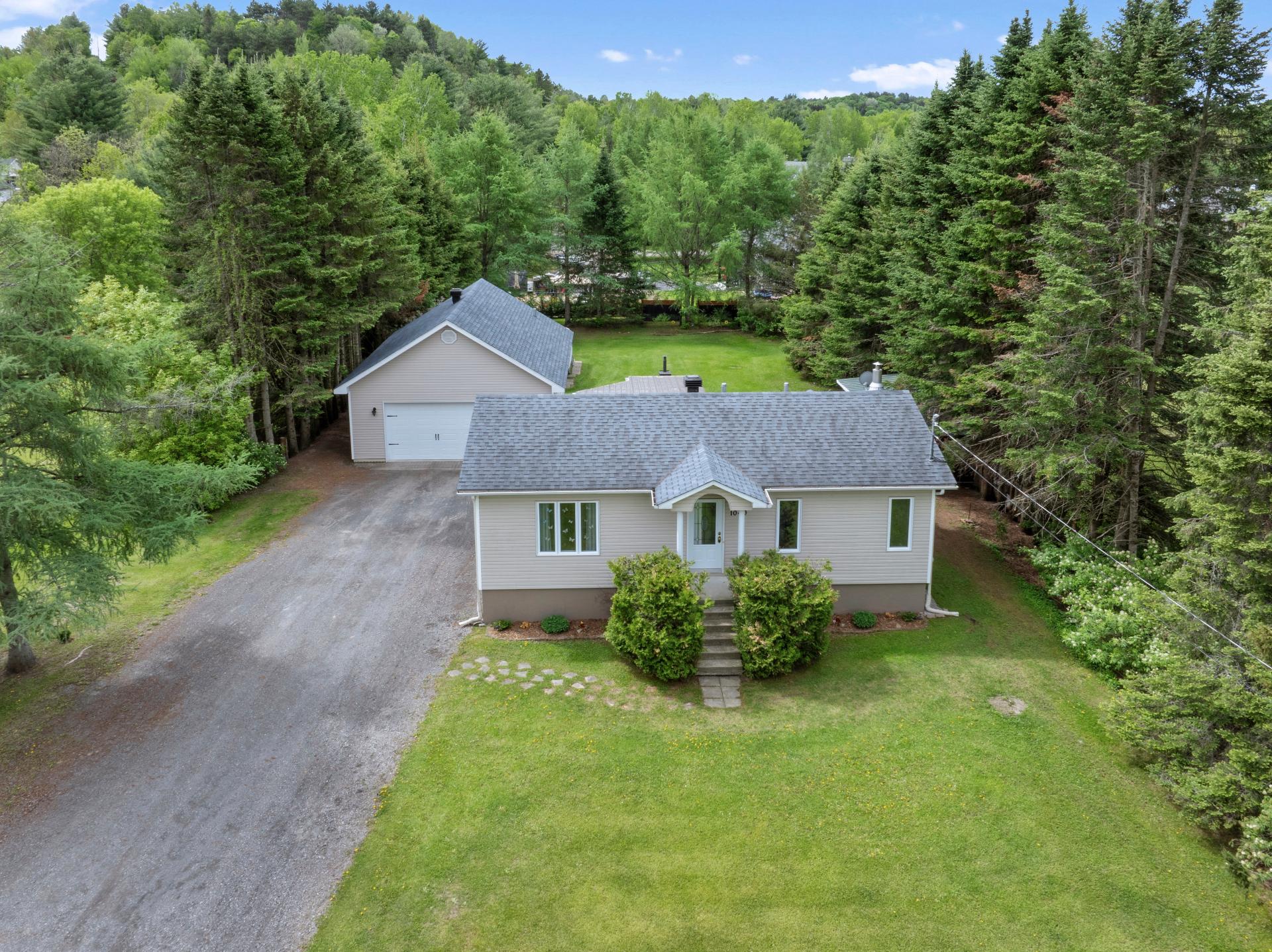 MLS: 22896430