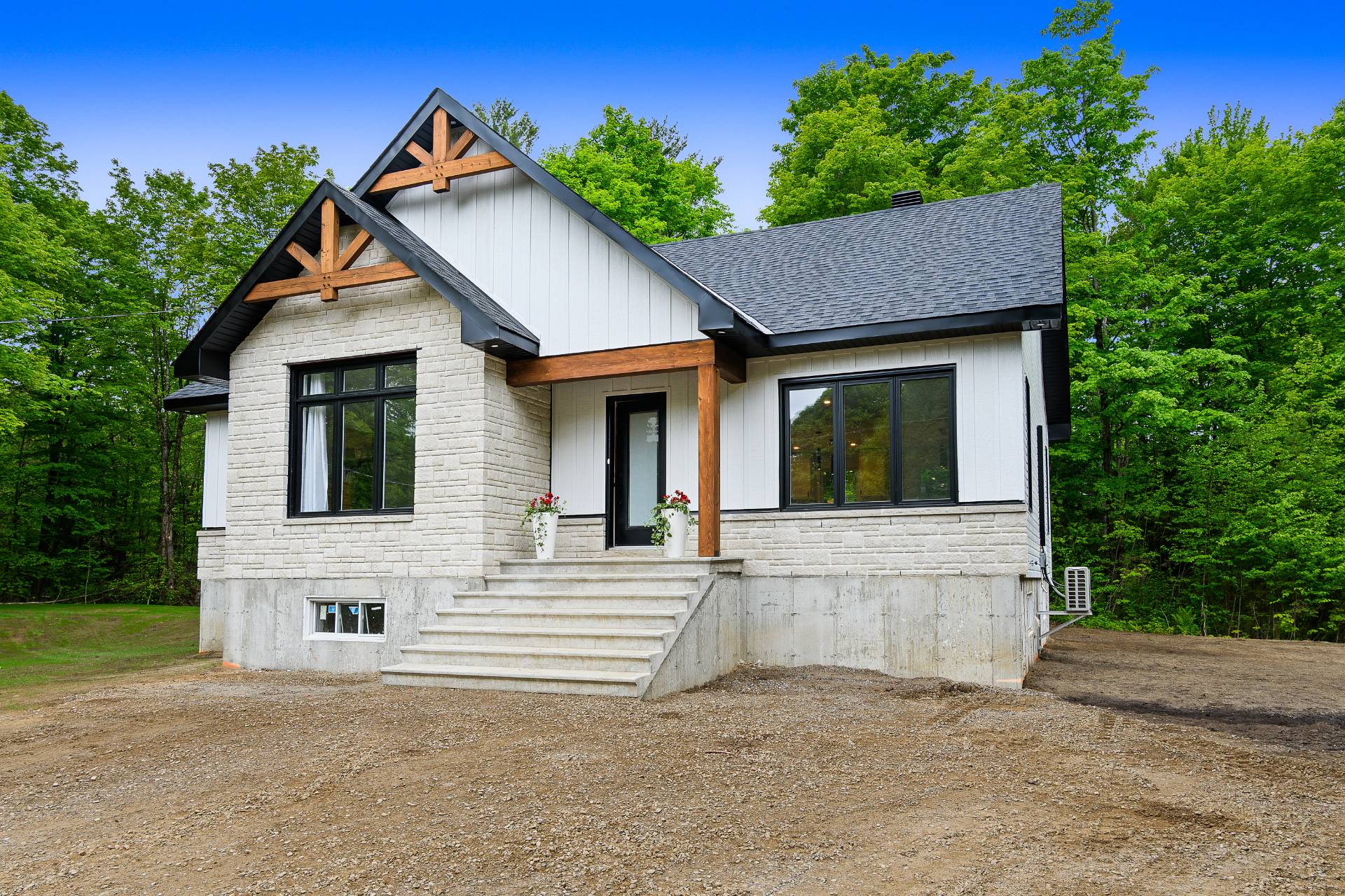 MLS: 10313039