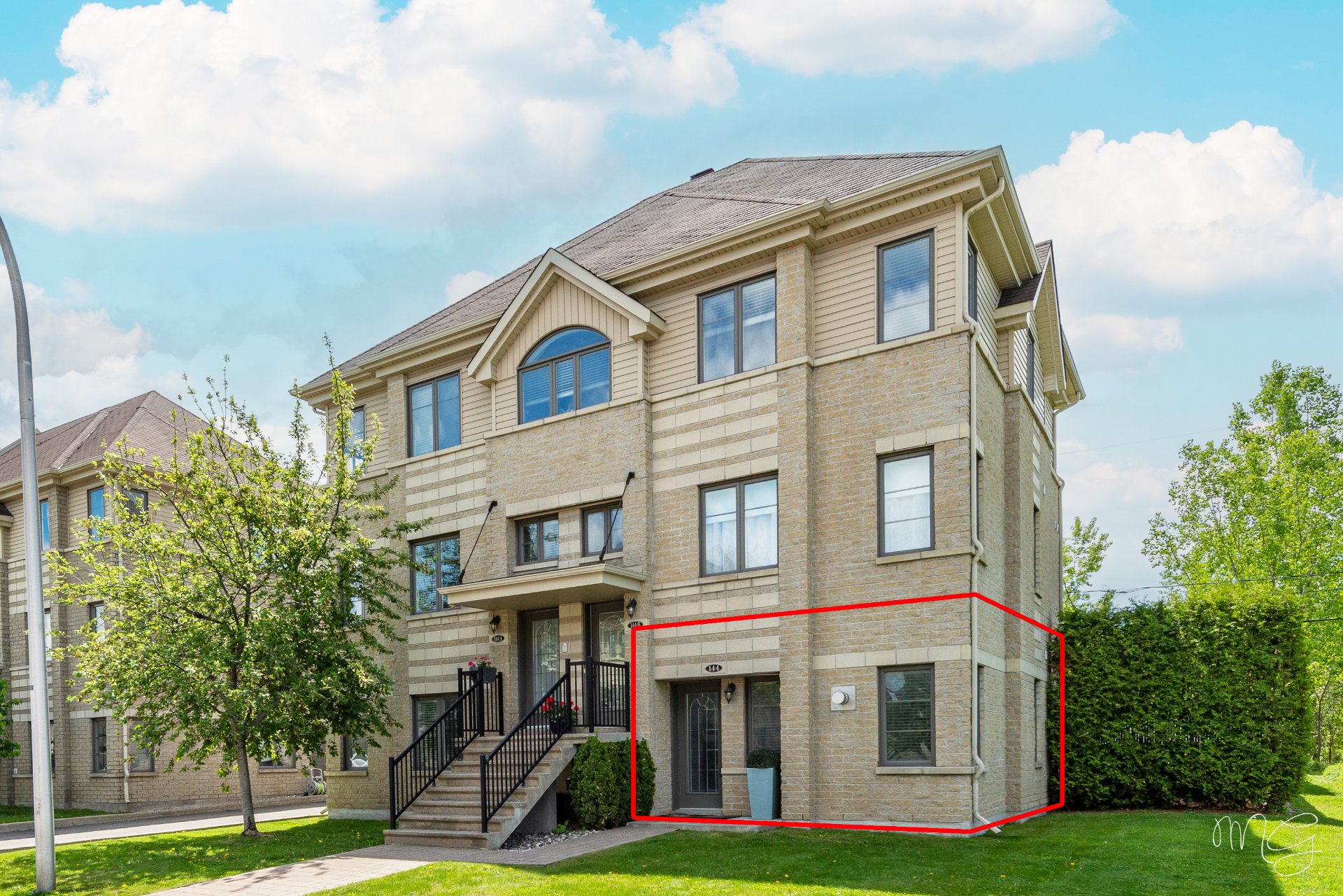 MLS: 22128925