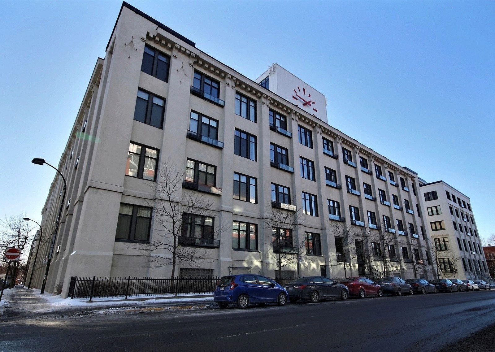 MLS: 28808644