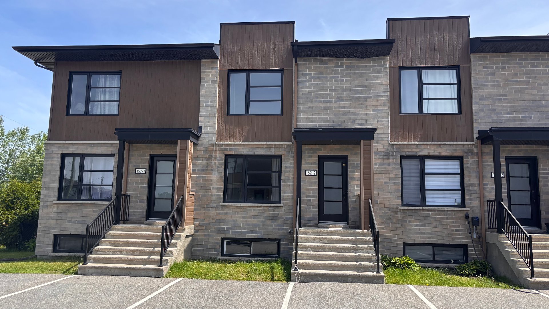 MLS: 20923665