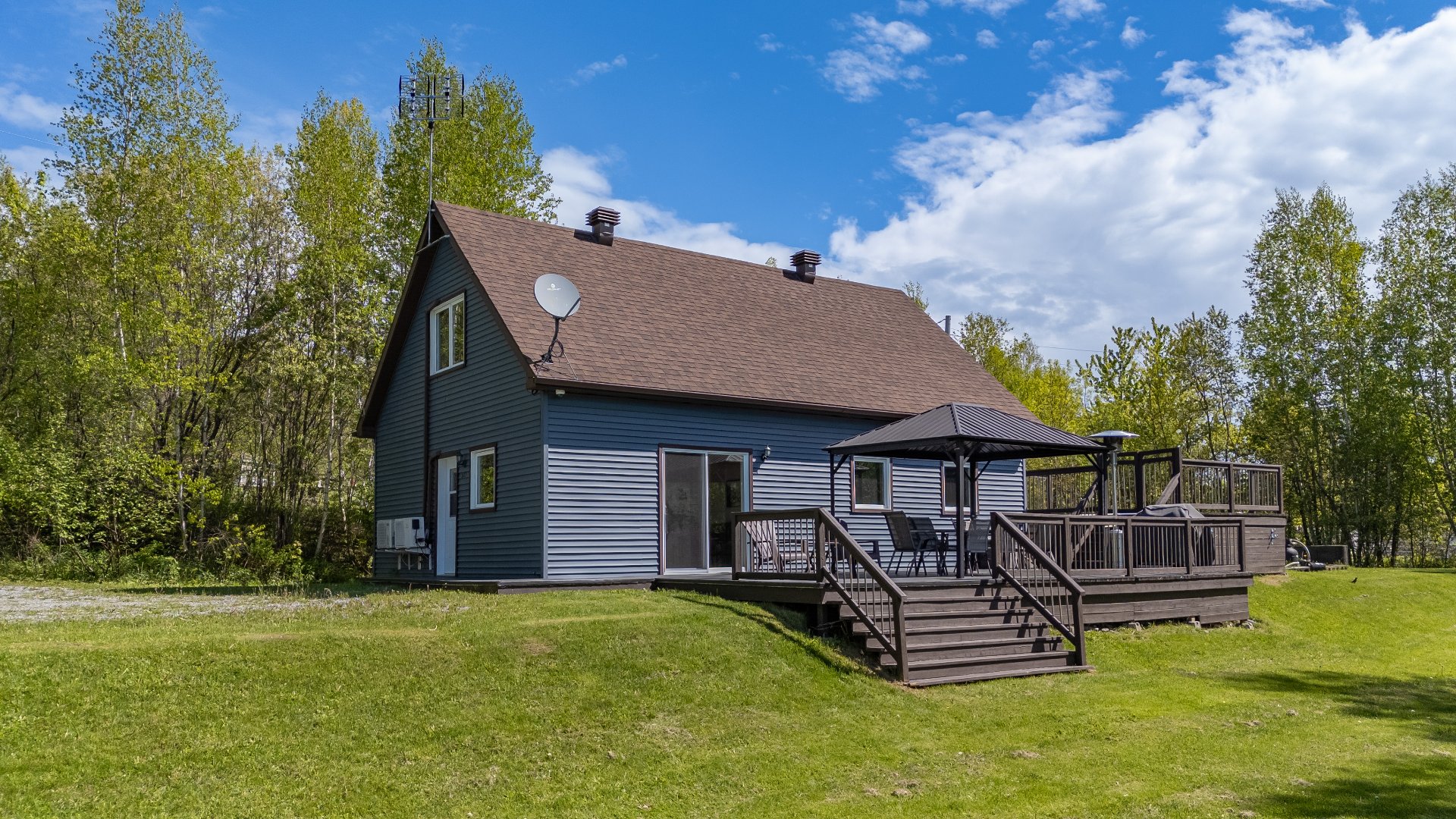 MLS: 19357478