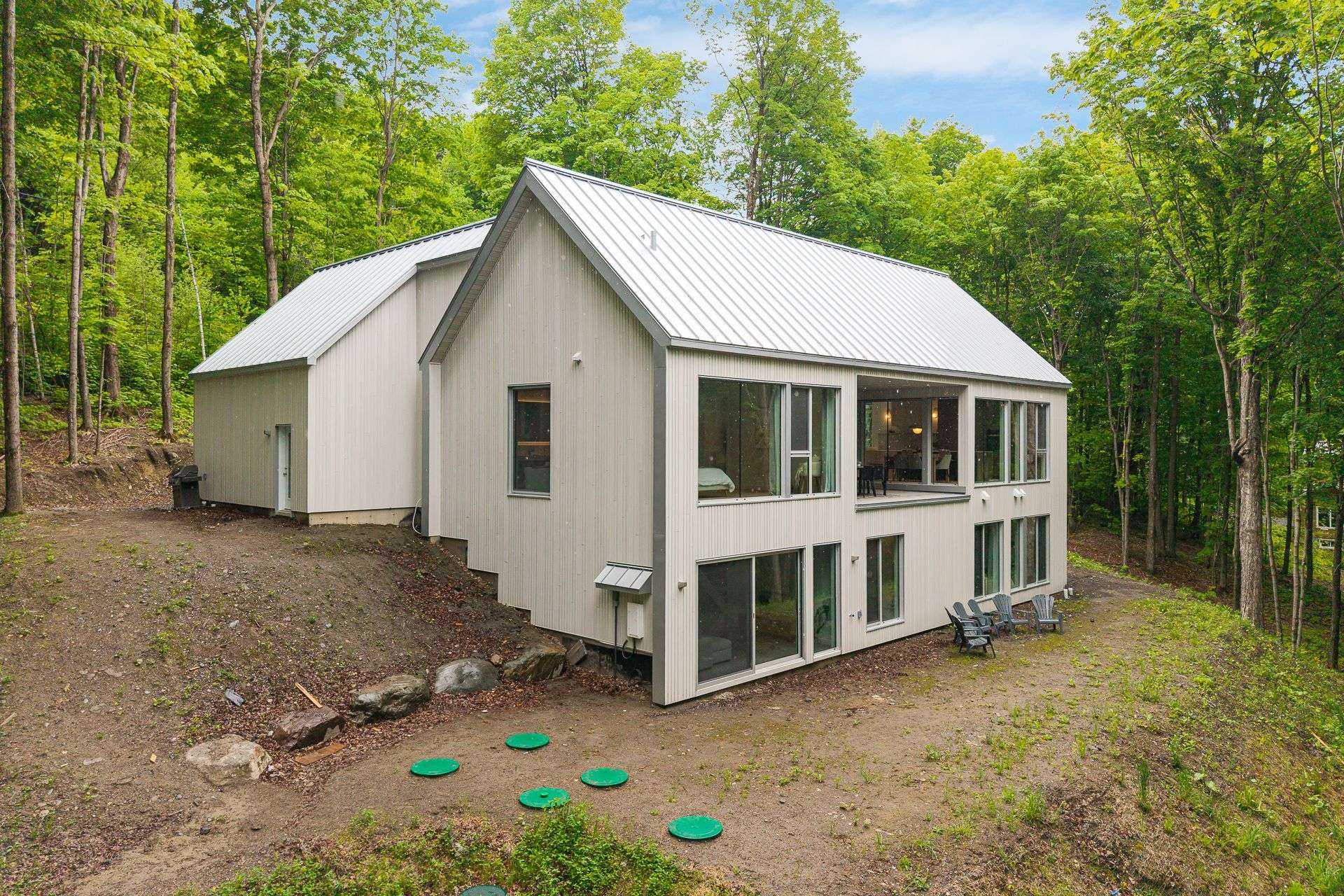 MLS: 17522021