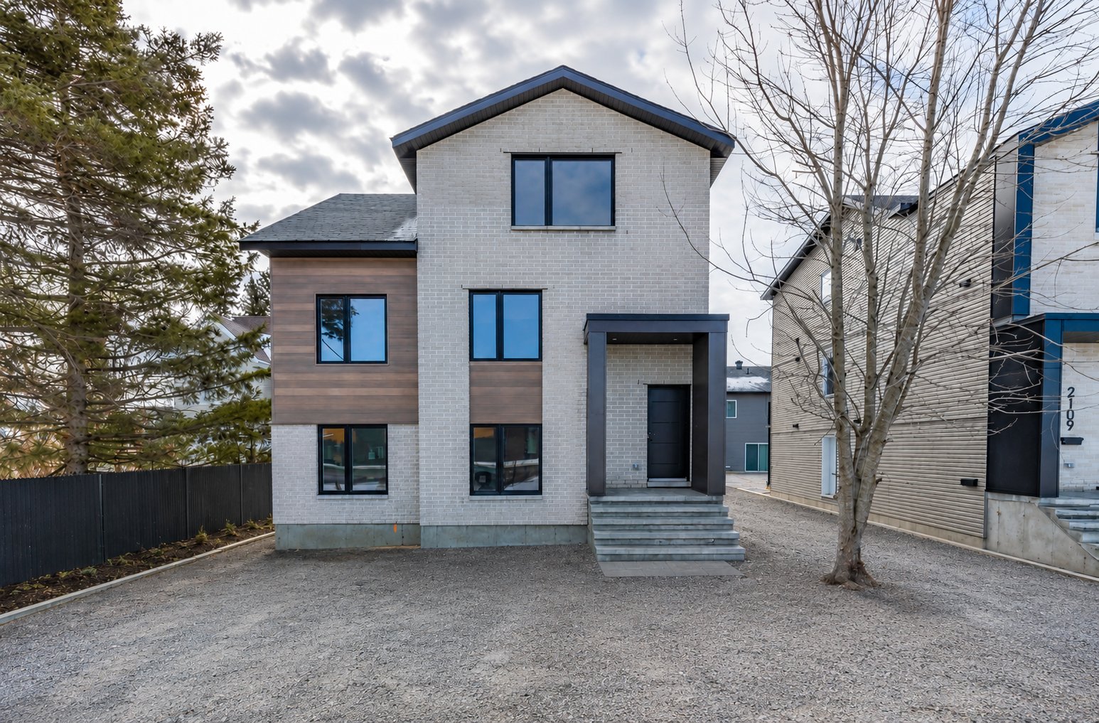 MLS: 12462047
