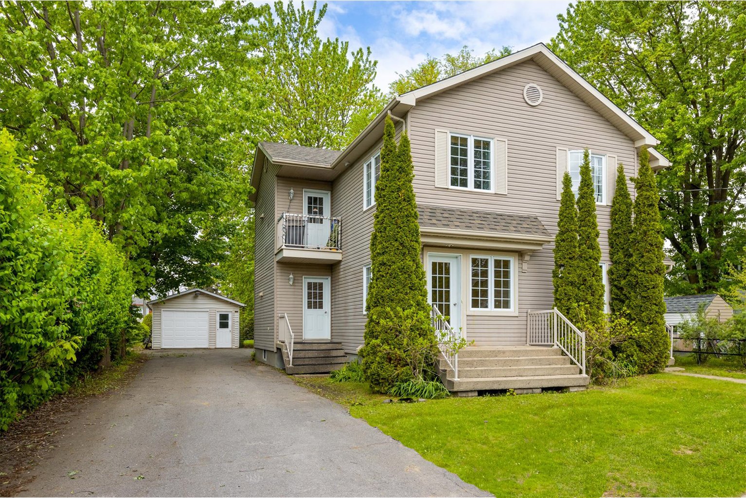 MLS: 27867550