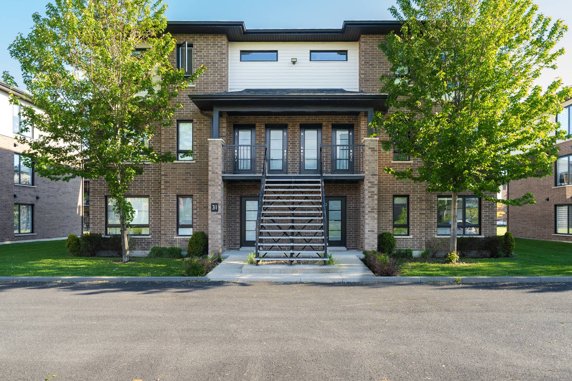 MLS: 25129446