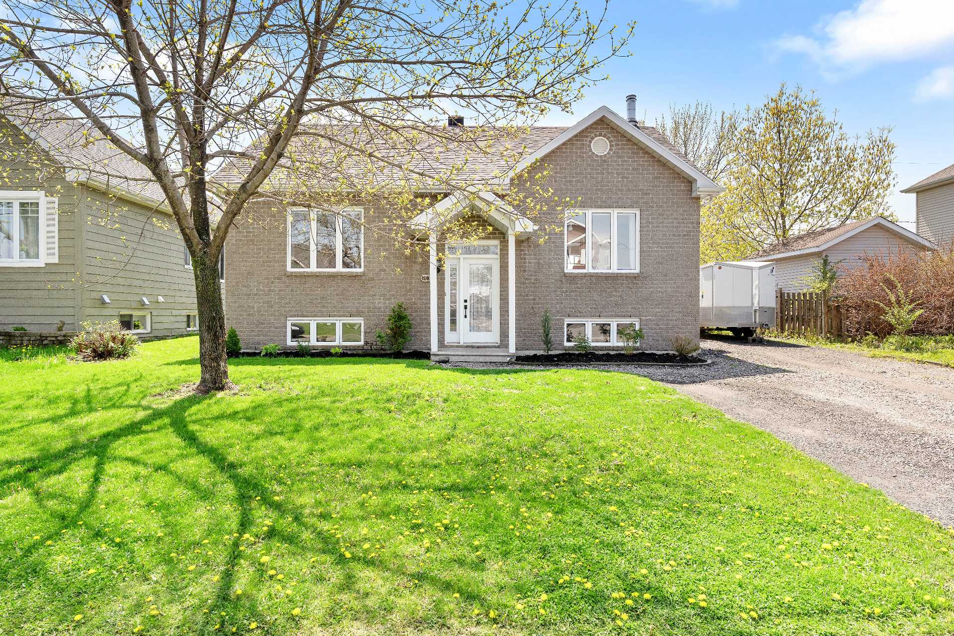 MLS: 19554807