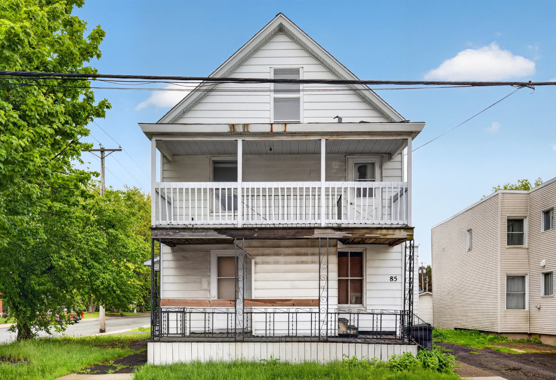 MLS: 21820663