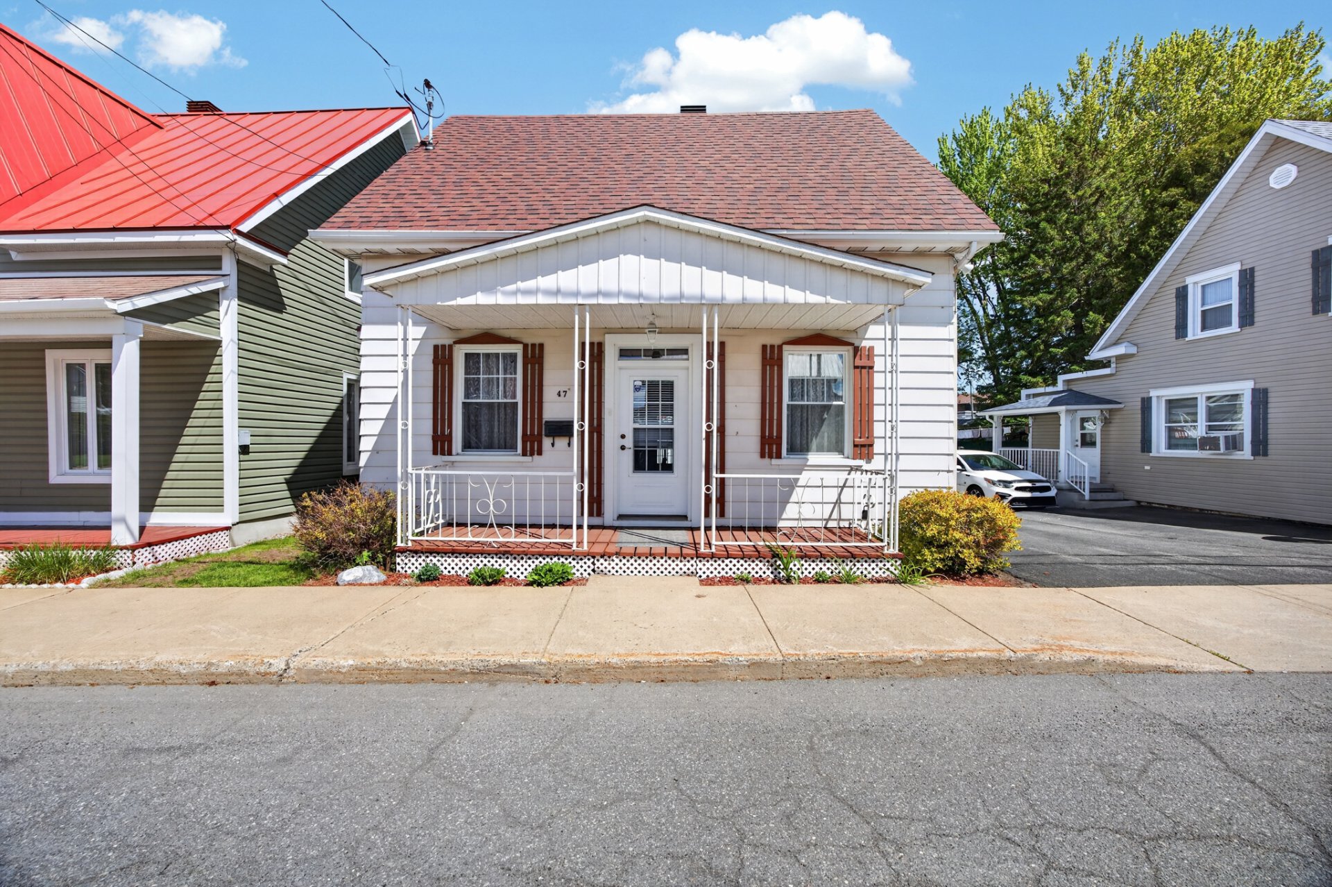MLS: 26394610