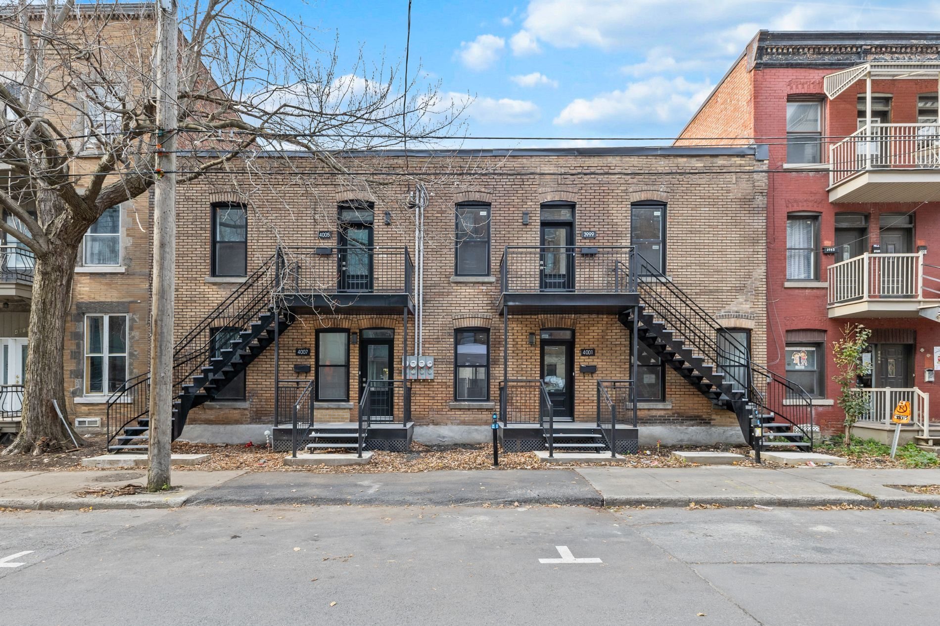 MLS: 24718935