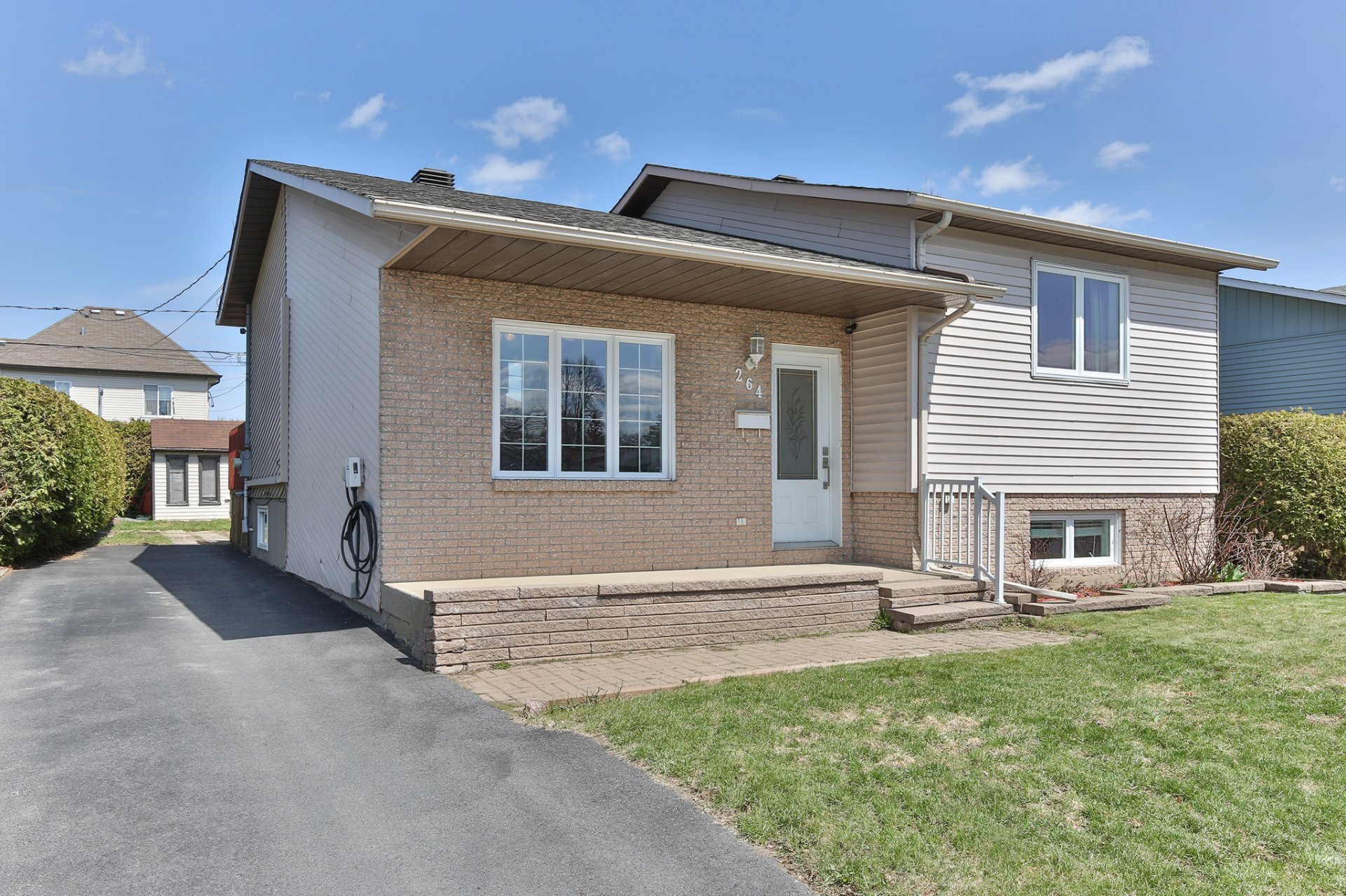 MLS: 17586008