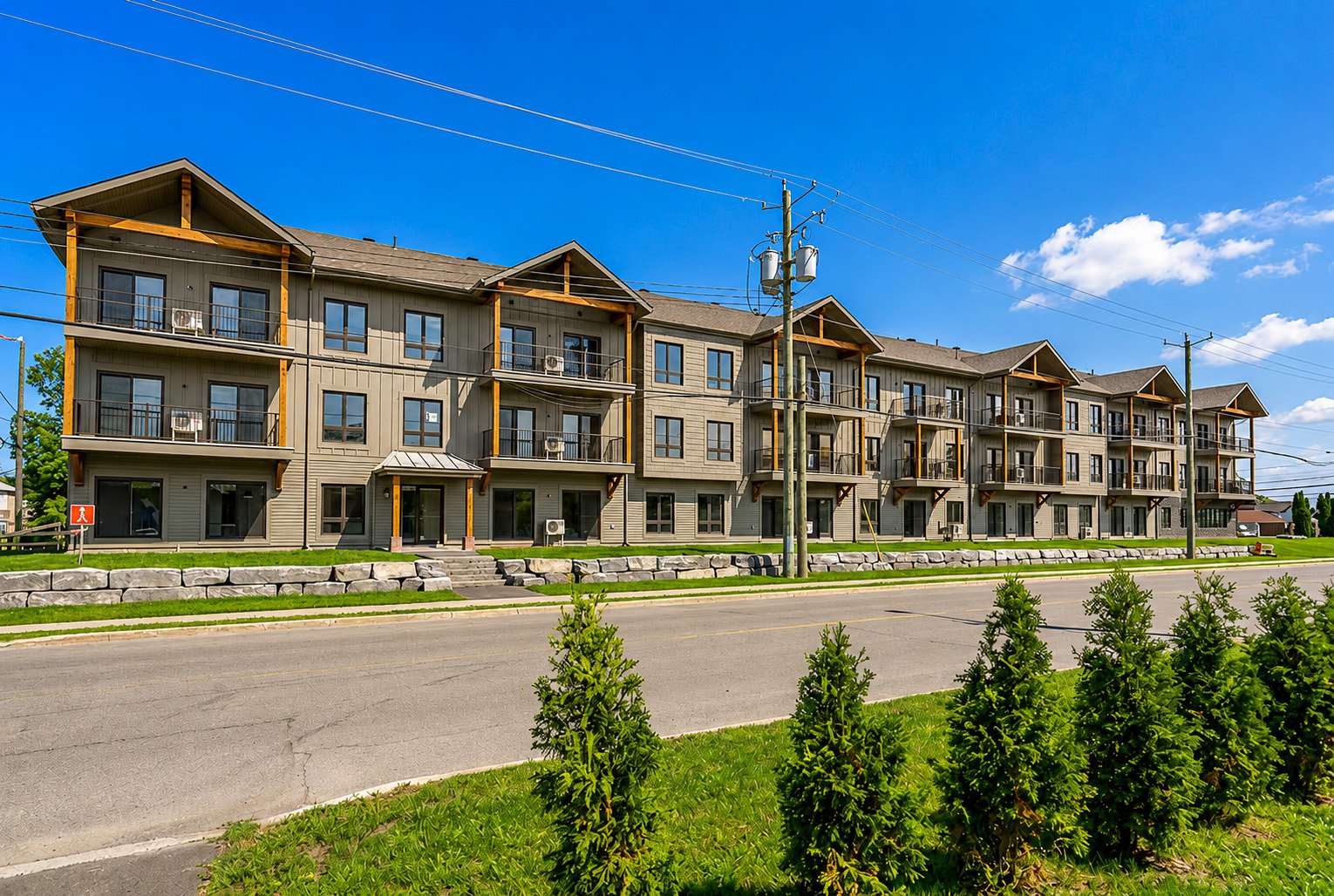 MLS: 22613996
