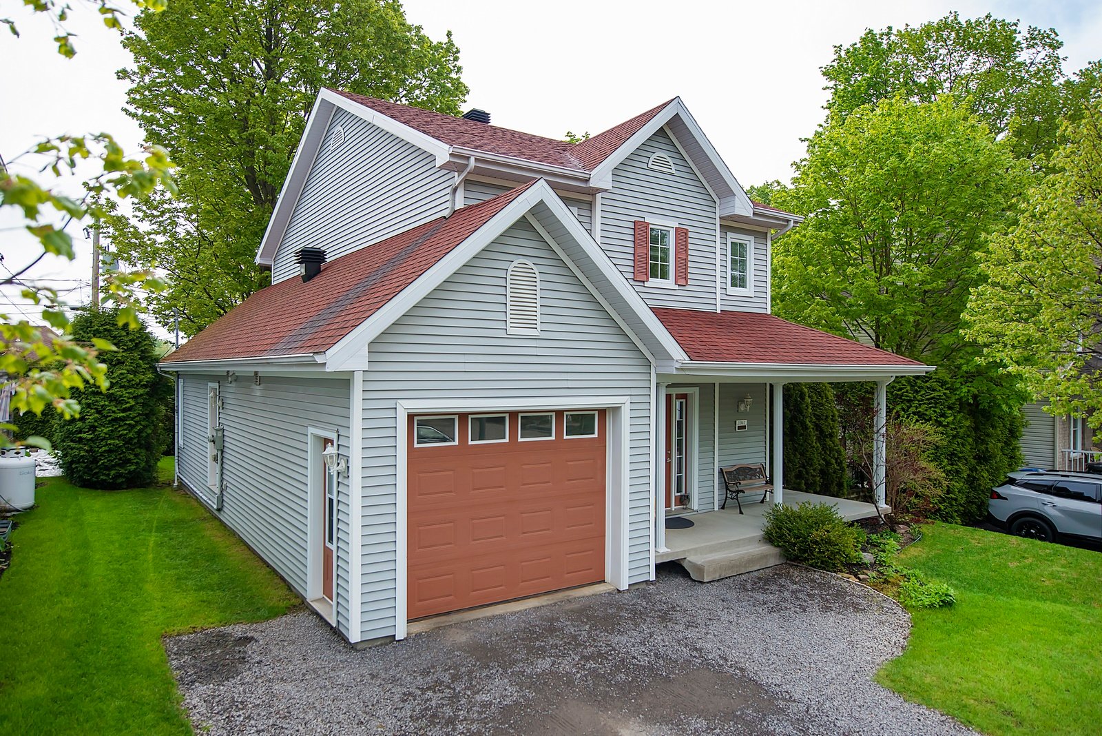 MLS: 26307632
