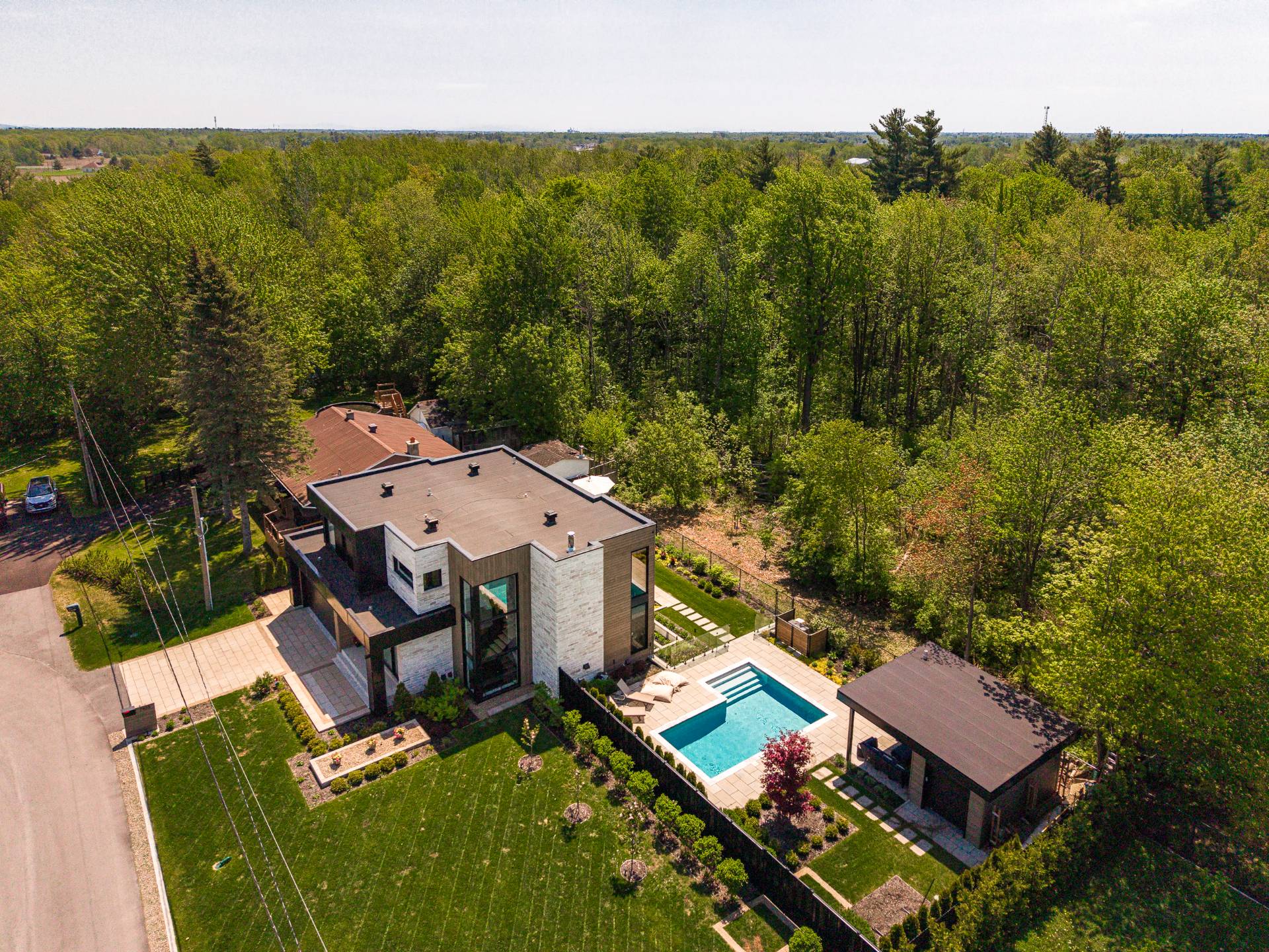 MLS: 14098361
