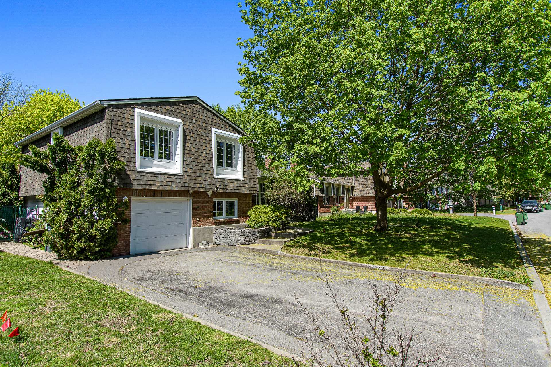 MLS: 21605472