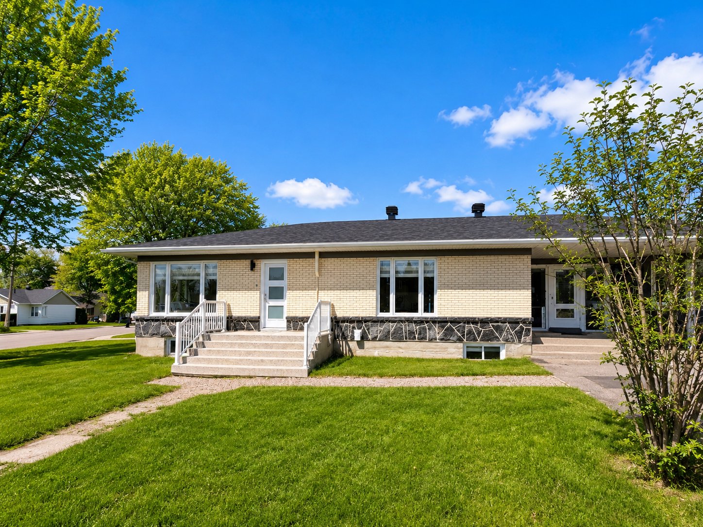 MLS: 10384511