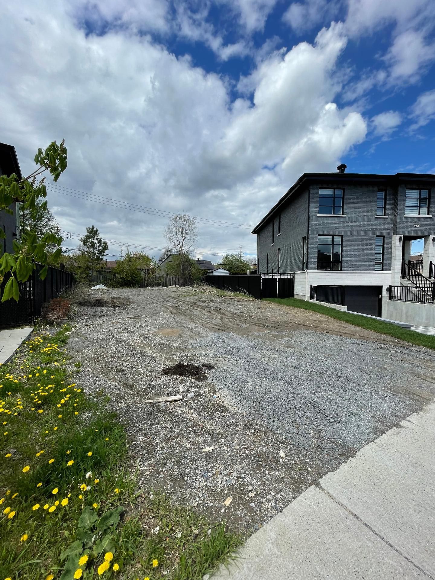 MLS: 20469711