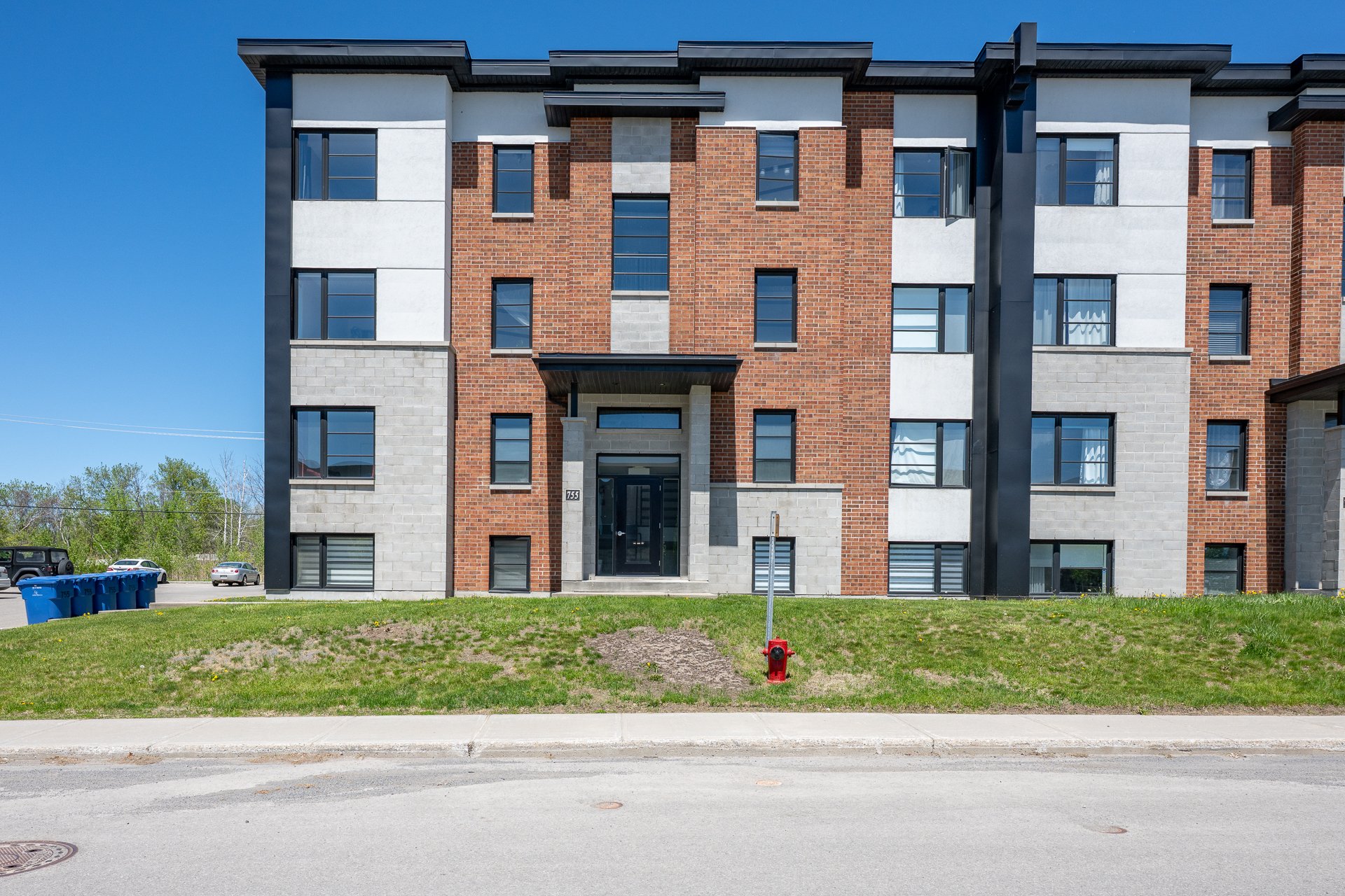 MLS: 17947258