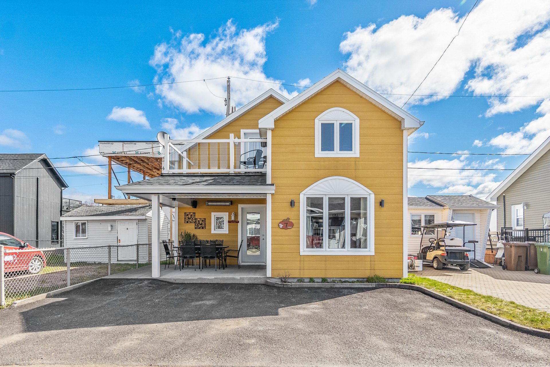 MLS: 27104867