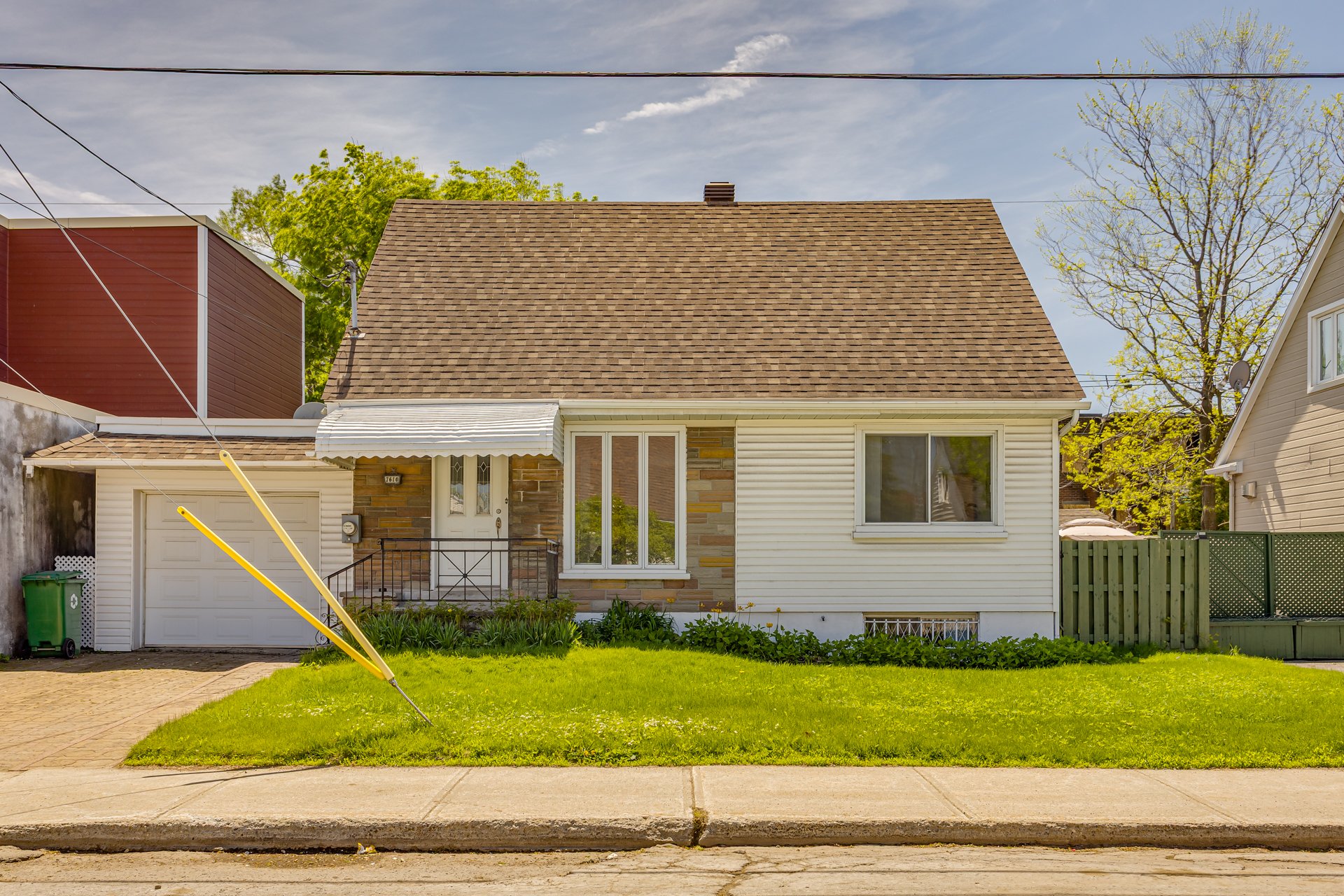 MLS: 23601047