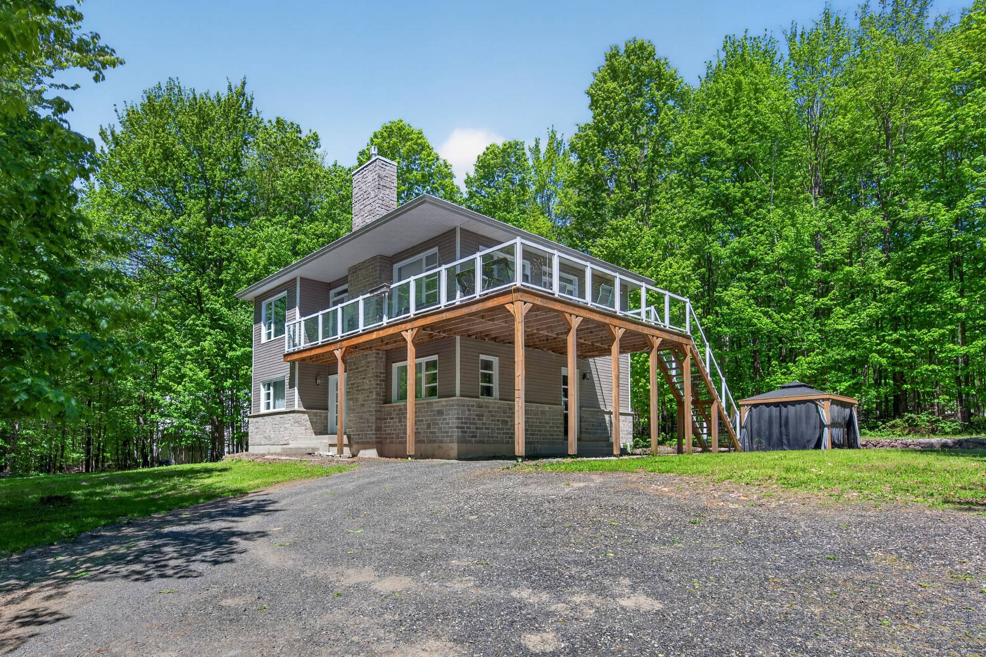 MLS: 22625005