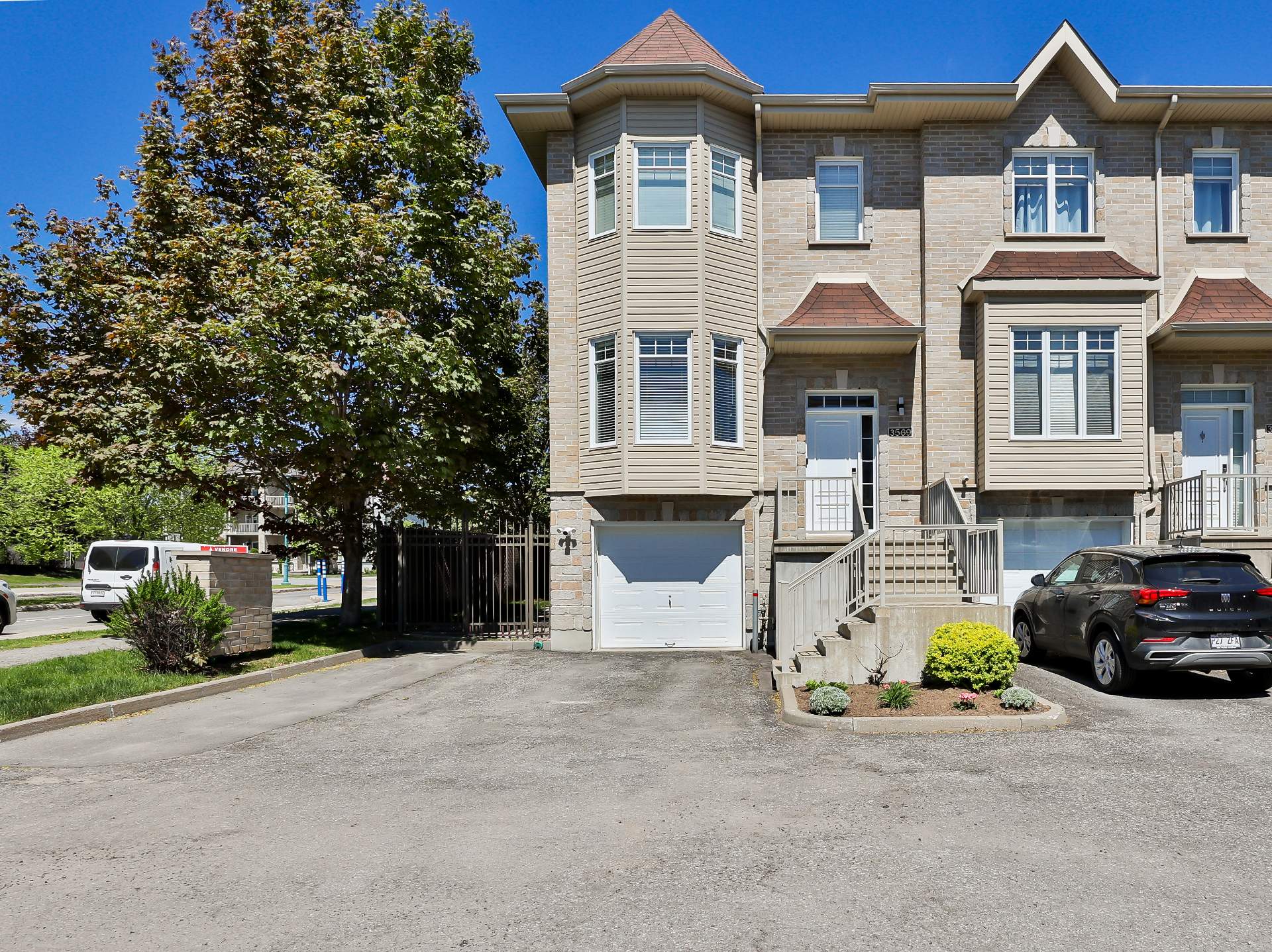 MLS: 15548243