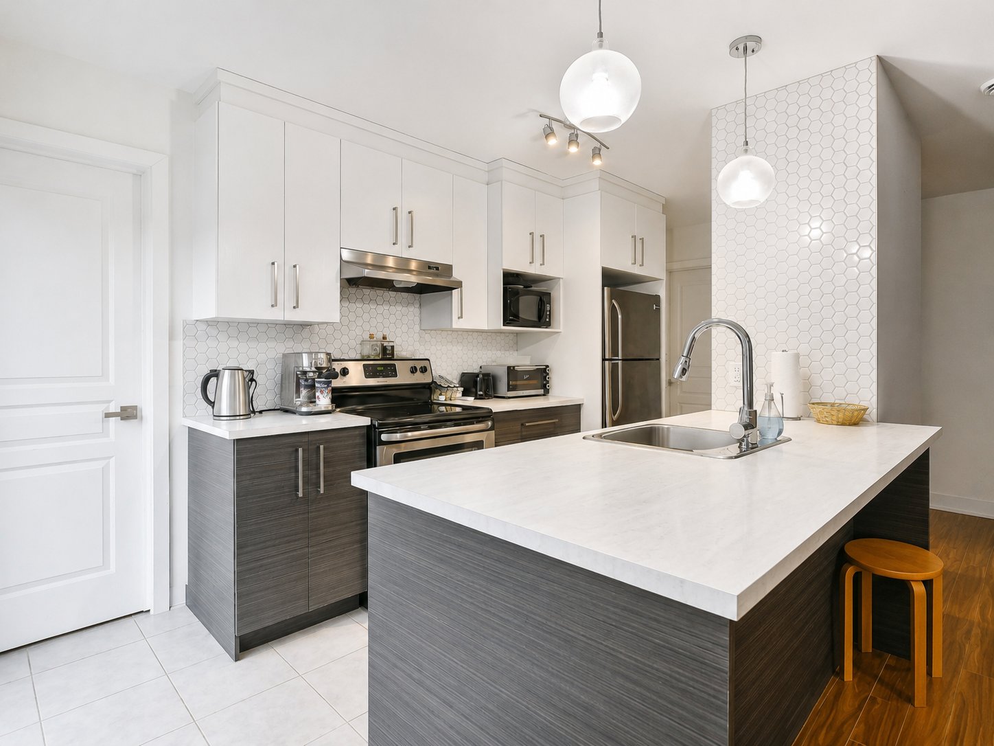 MLS: 20934553