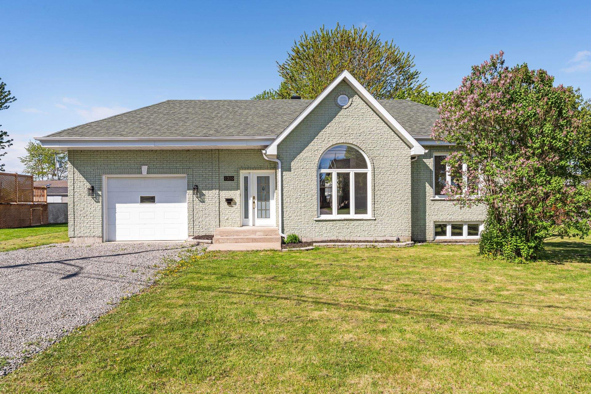MLS: 19532443