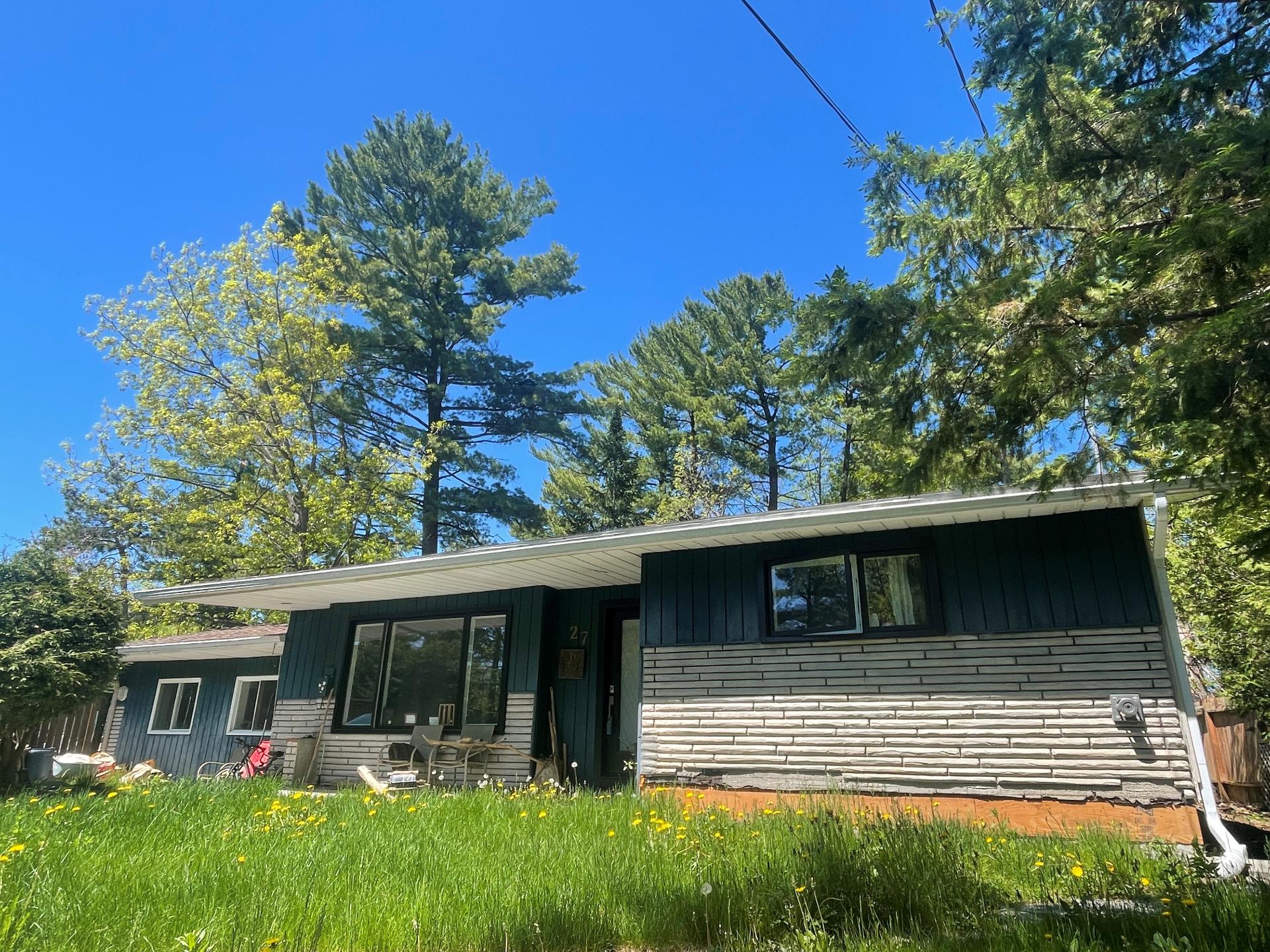 MLS: 25847758
