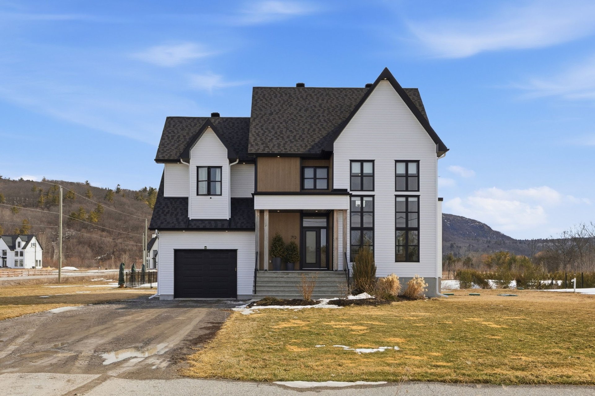 MLS: 23296988