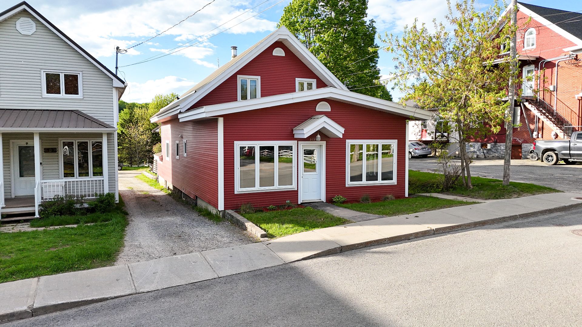 MLS: 10454093