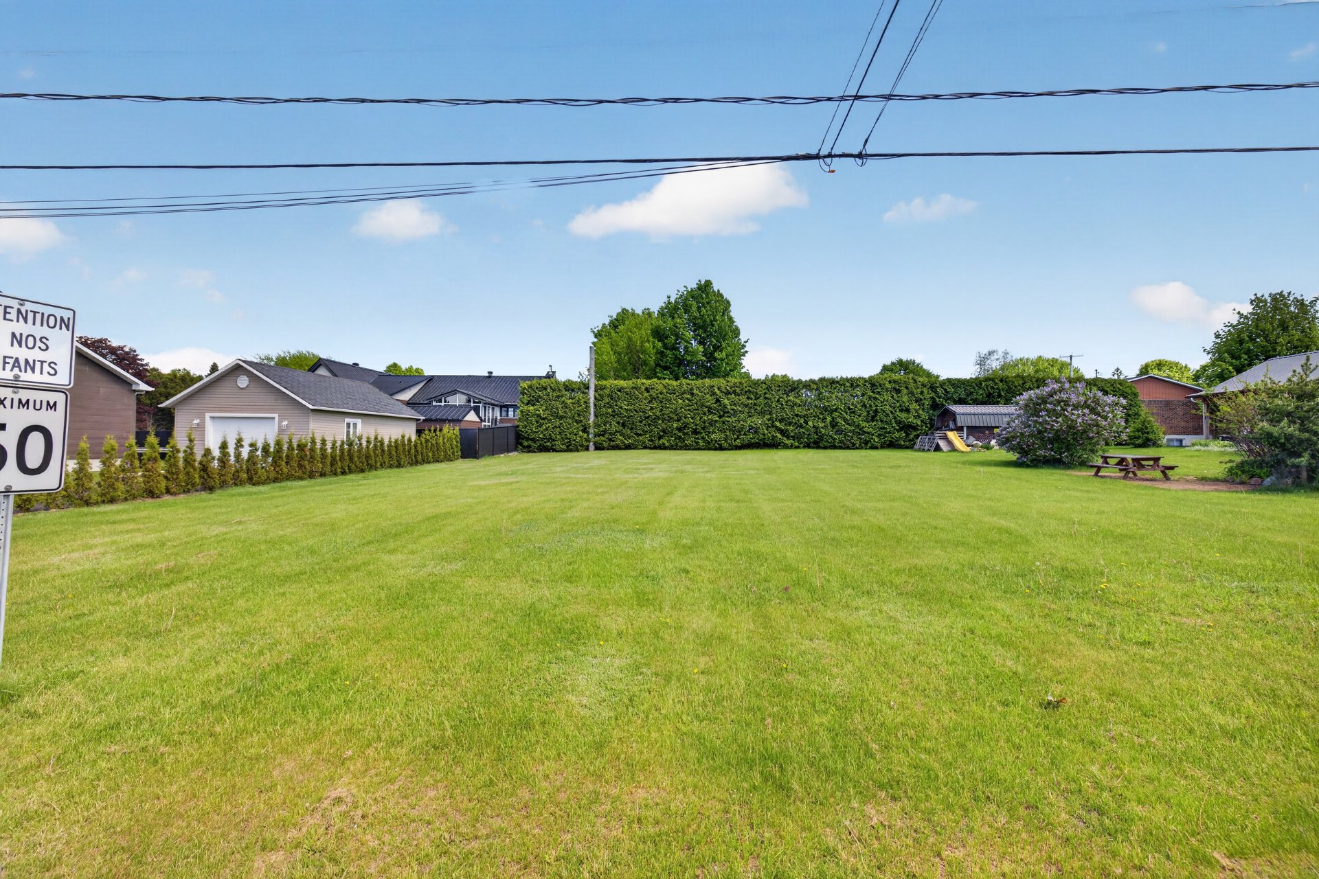 MLS: 16552848