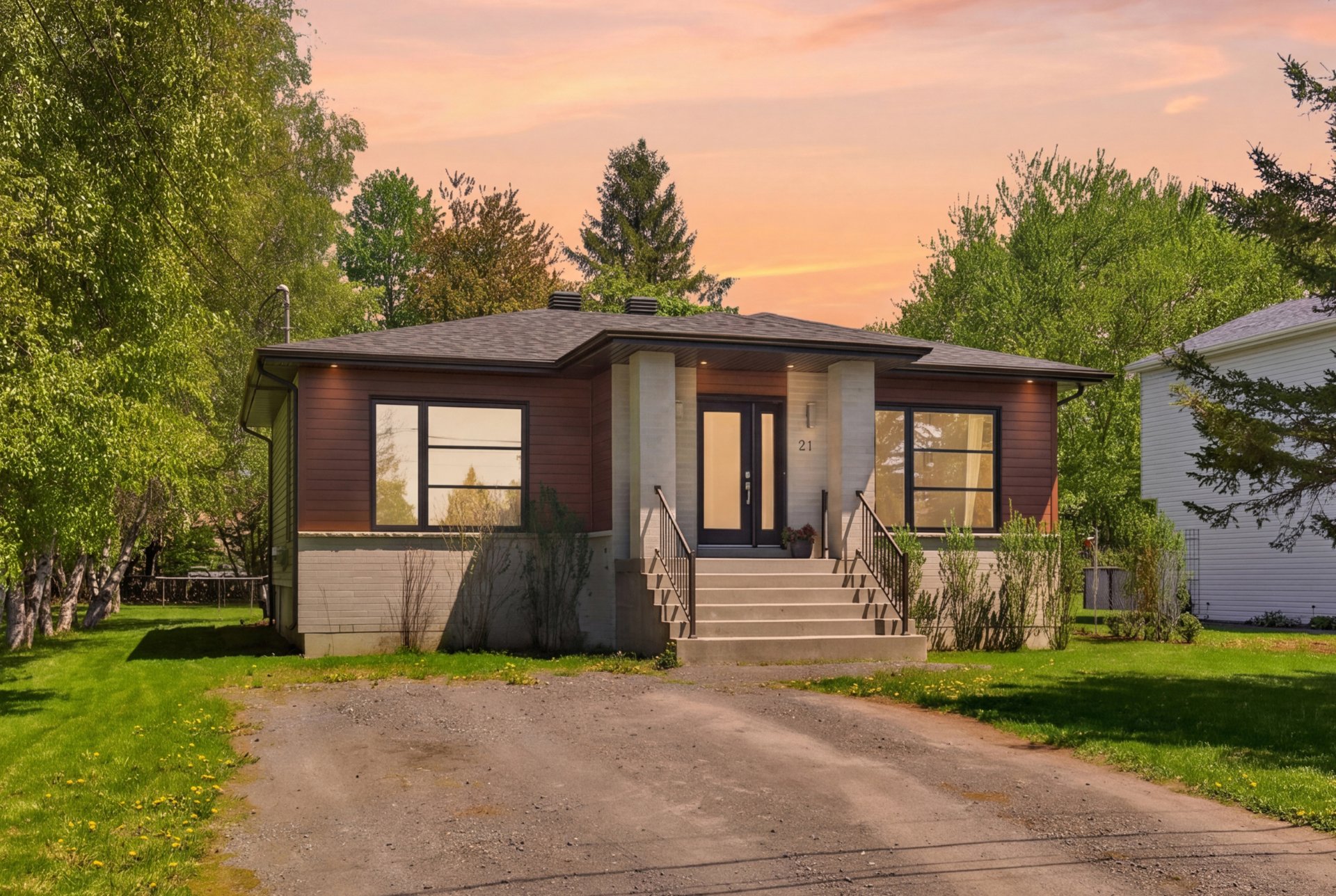 MLS: 27074654